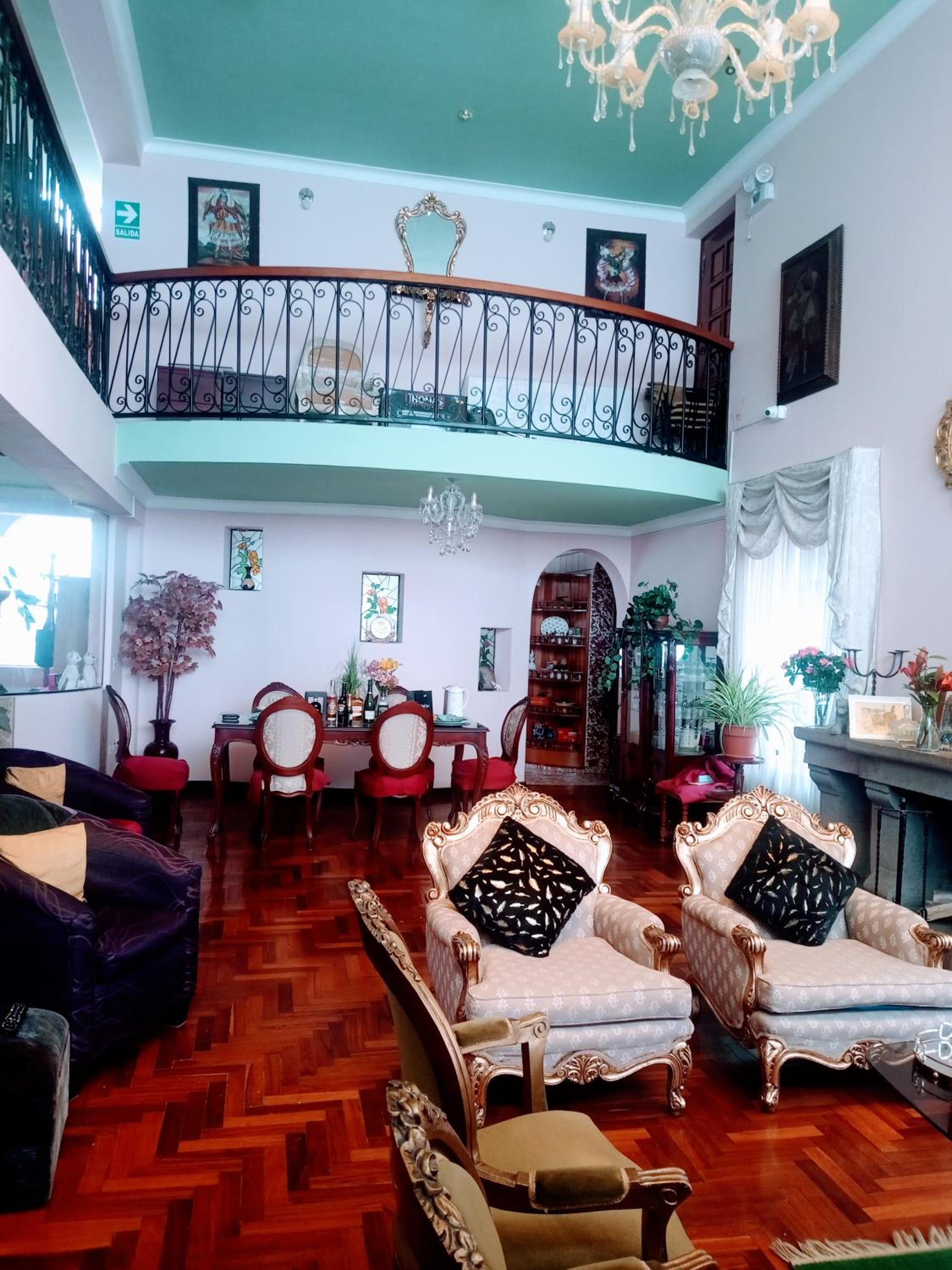lounge