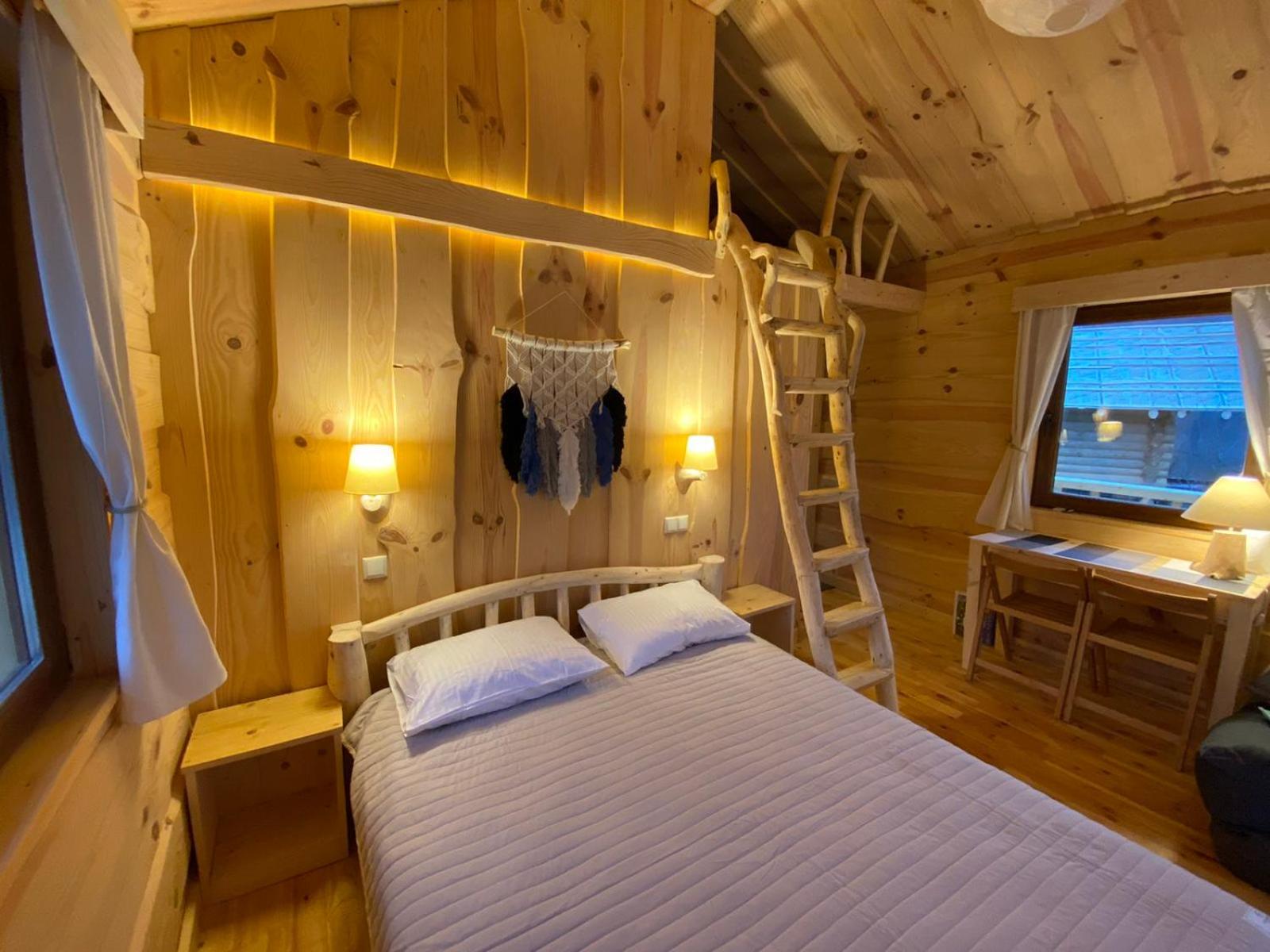 Photo 144