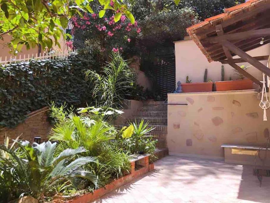 Isola Roger - Appartamento con giardino a Roma