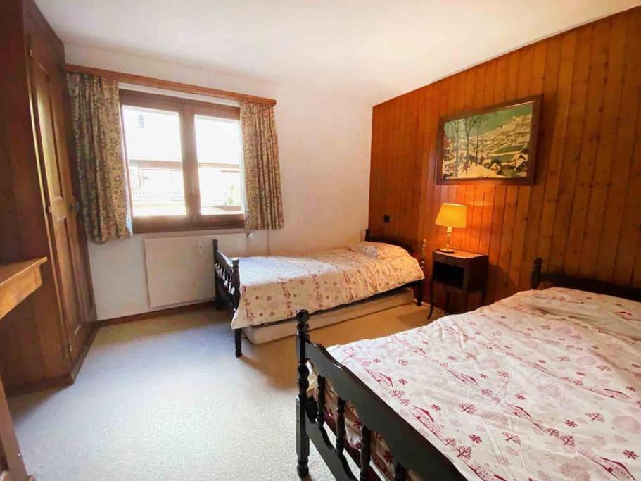Ski in/out 150 m, 2 chambres , 6 personnes. view 2