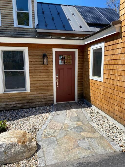 Waterfront Private Apartment, 5 minutes from LLBean! view 3