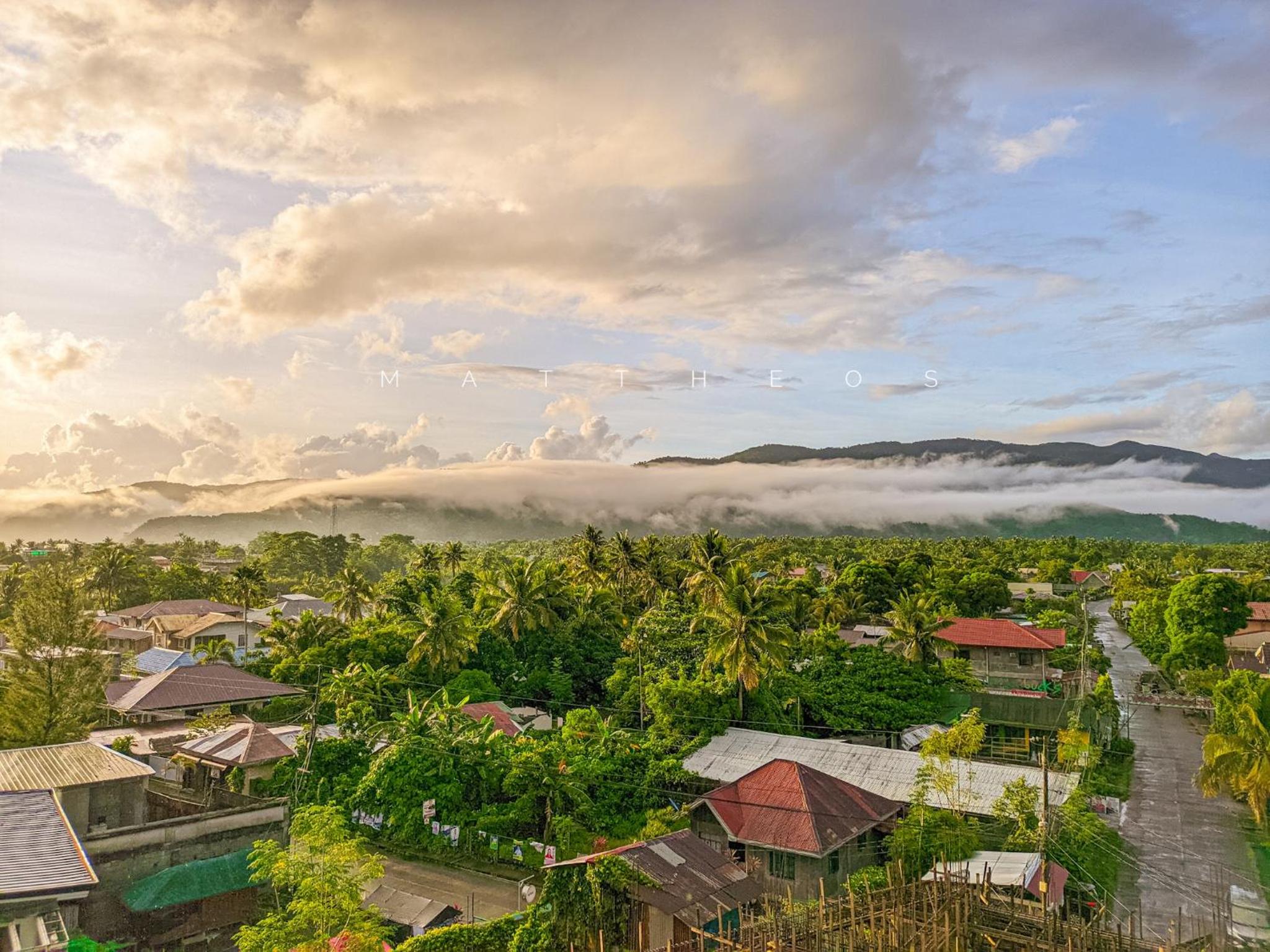 Endless Summer Hotel Baler