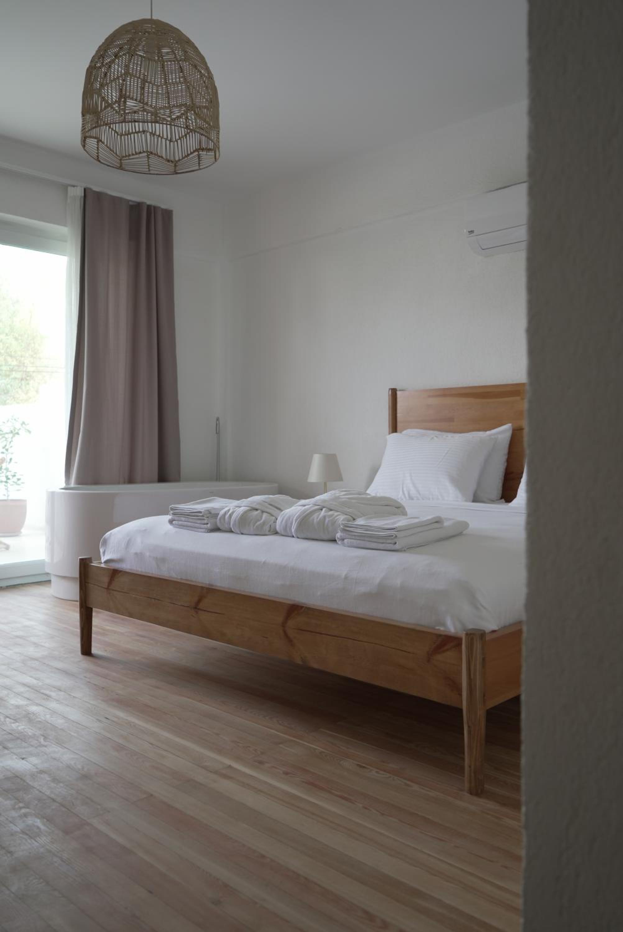 Perle House - Image 81