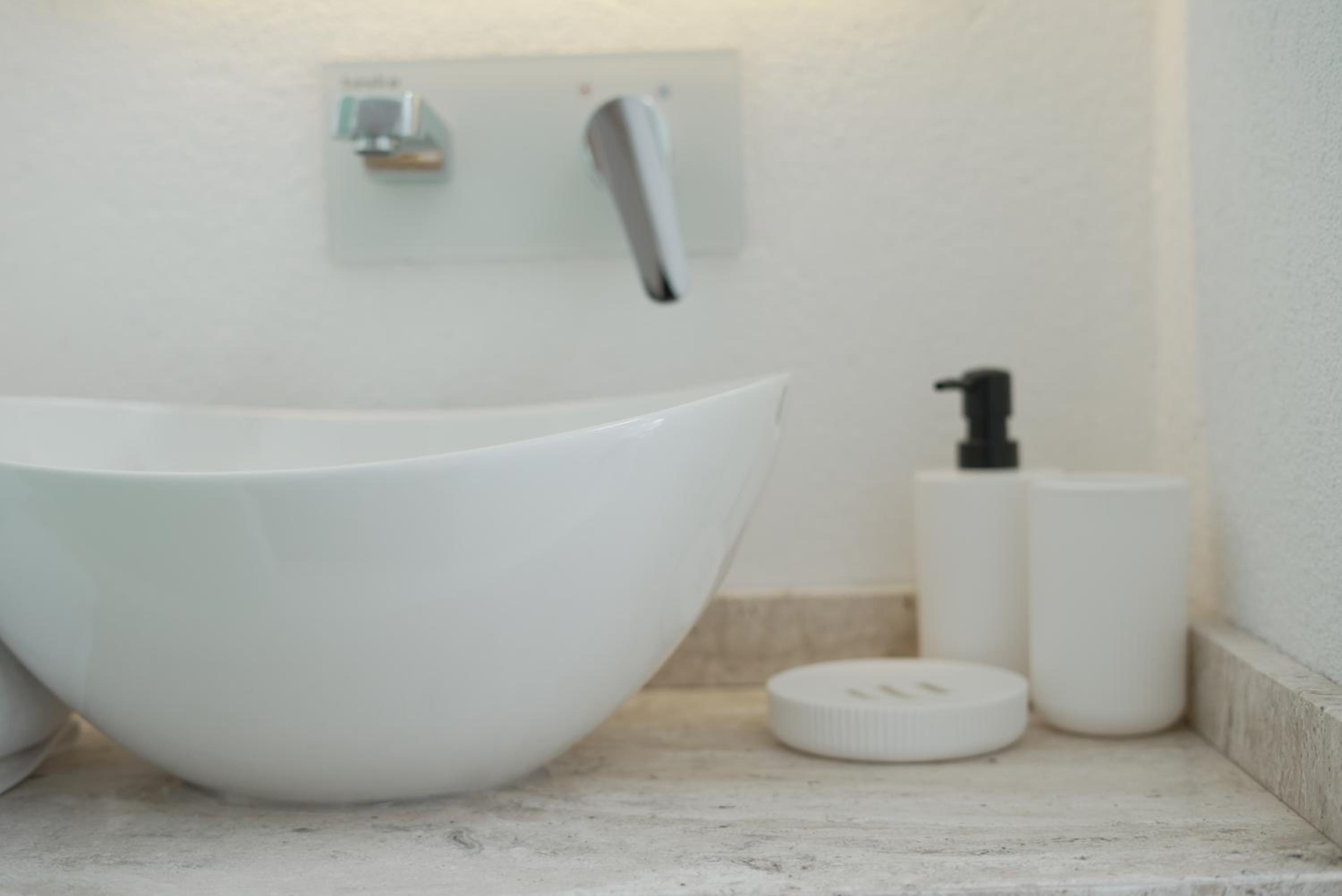 Perle House - Image 85