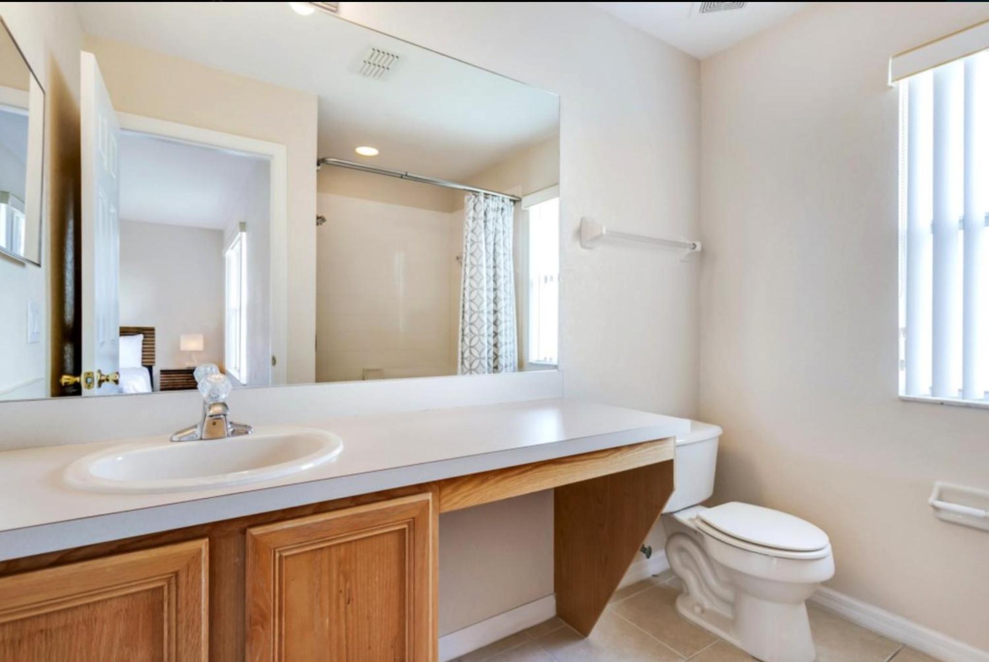 Luxurious Family Disney Villa with Amazing Facilities view 3