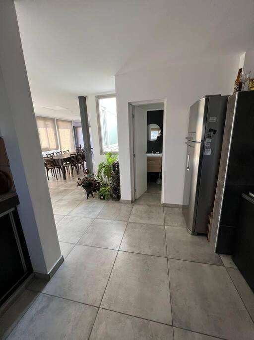 LUMINOSO piso con jacuzzi