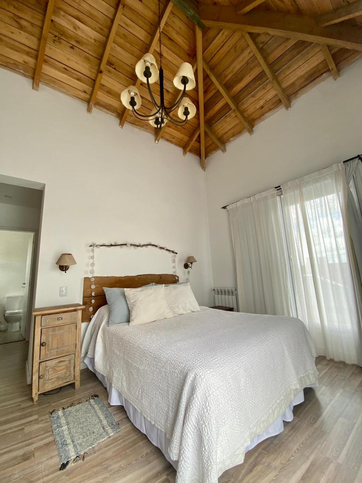 Calida y acogedora casa ubicada en barrio residencial