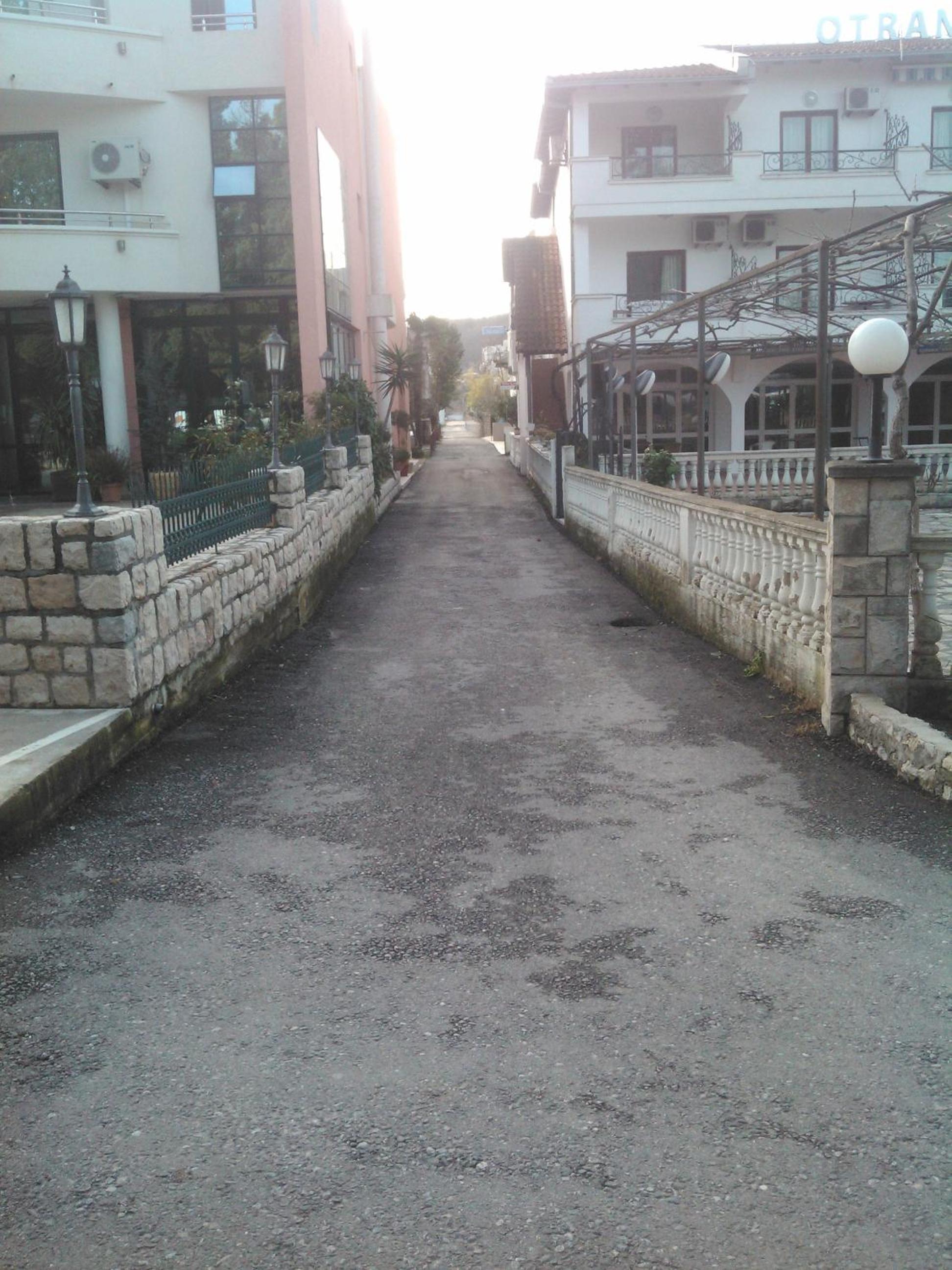 Photo 52