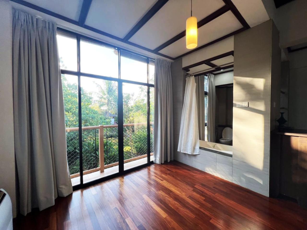 Gaze: Entire Modern Tropical Seaview Villa photo 7
