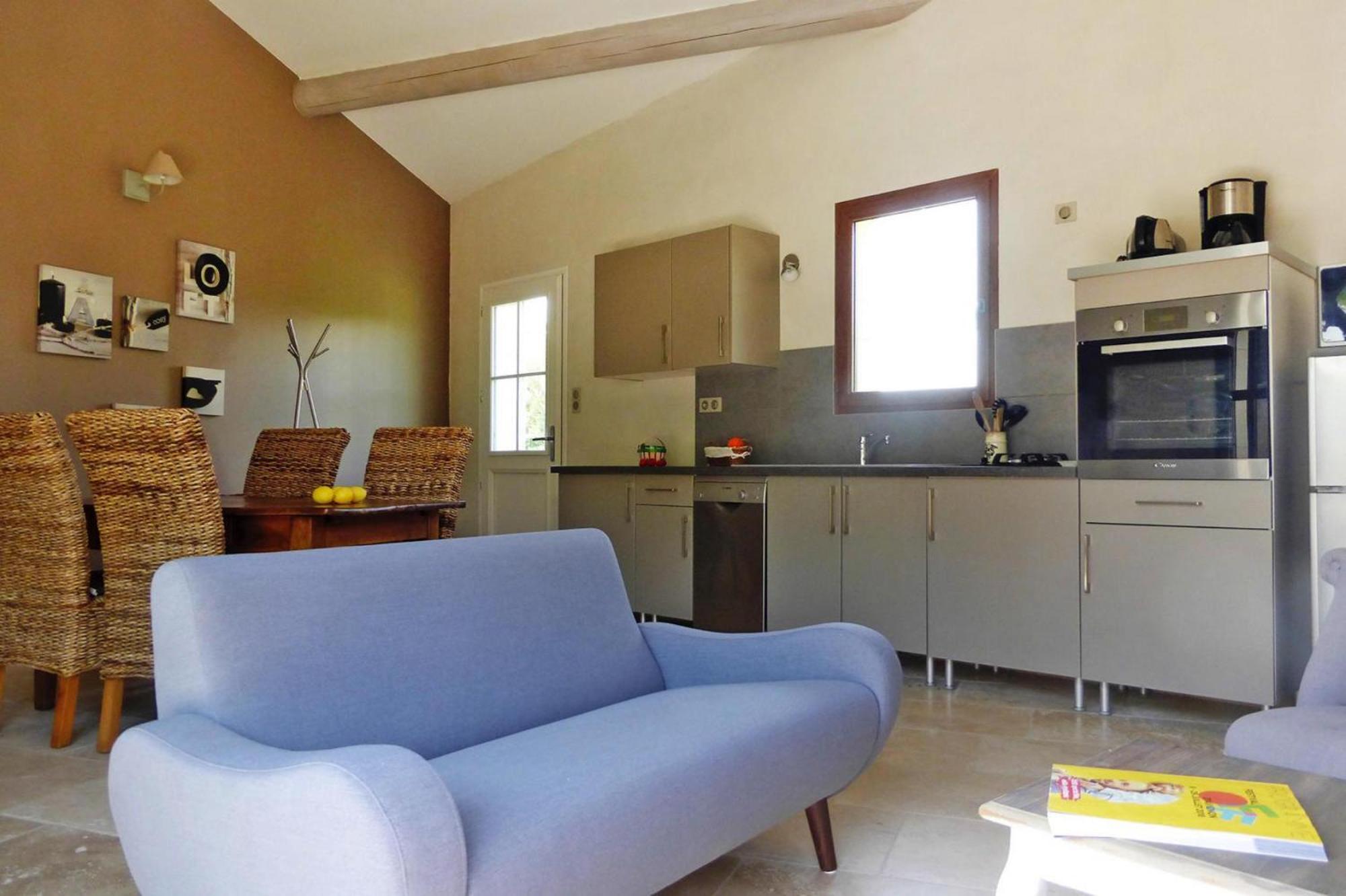 Relaxing Home Near Pool in Malaucène