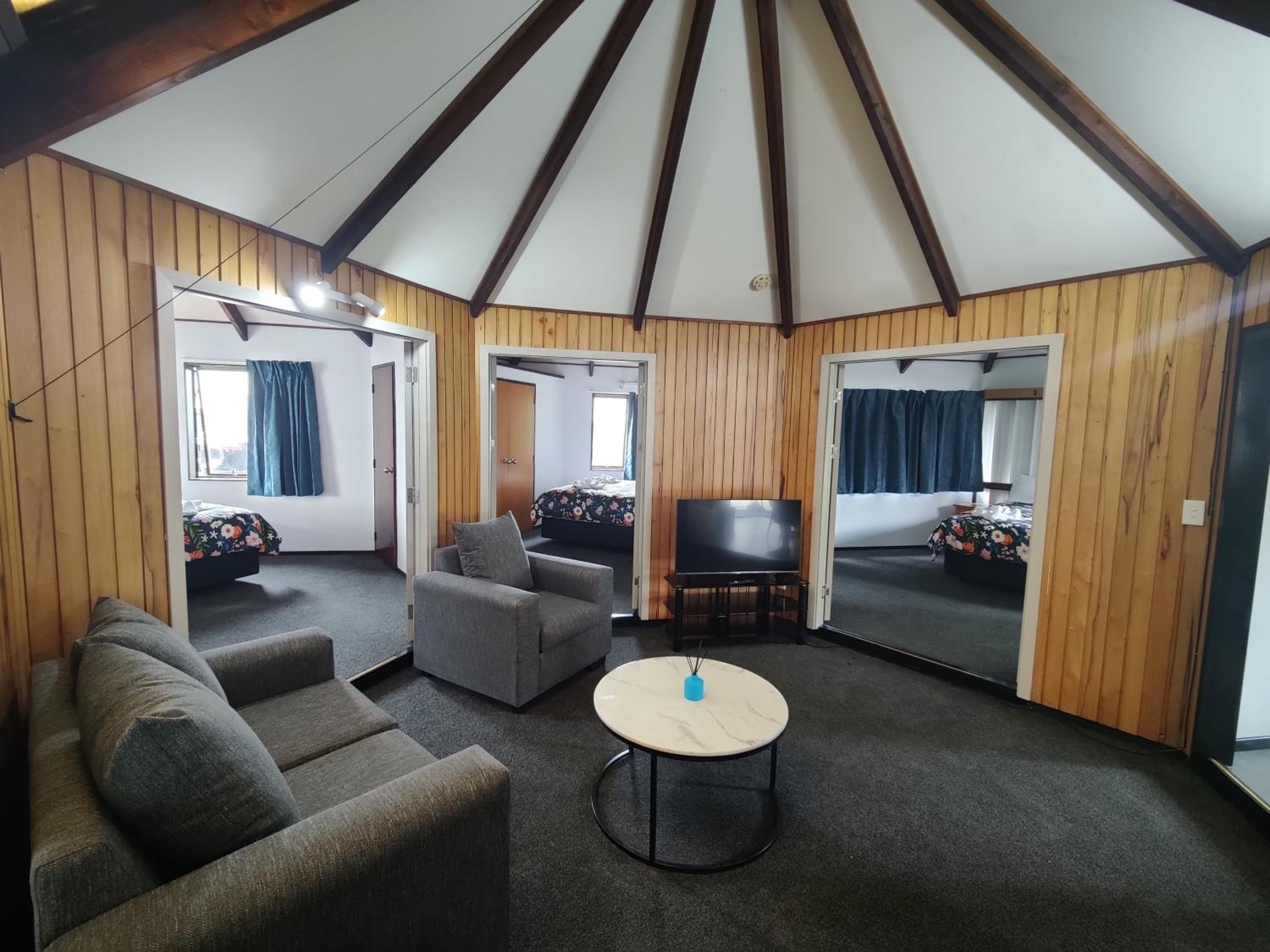 Pure Motel