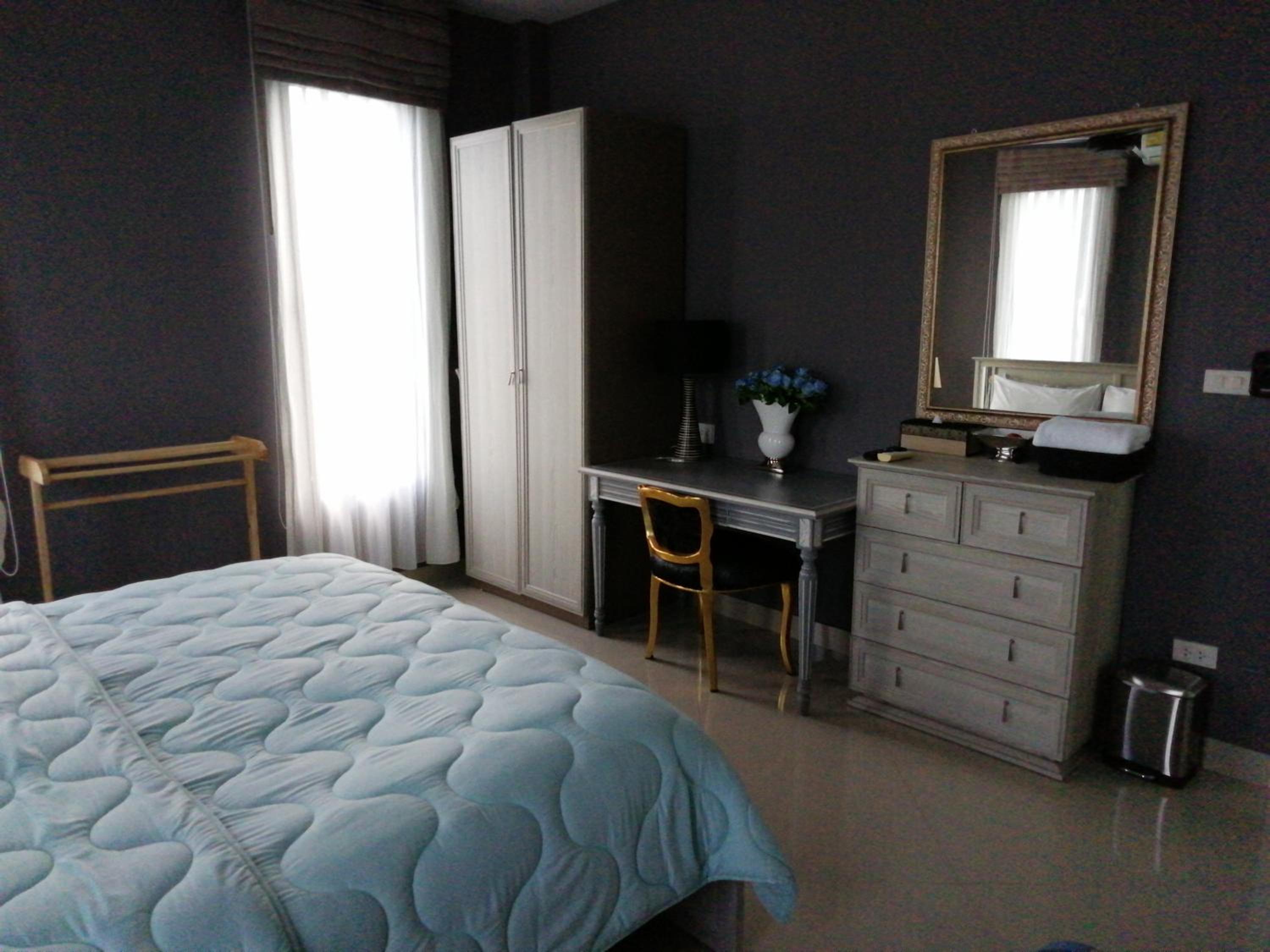 Klong Muang Beach Apartment