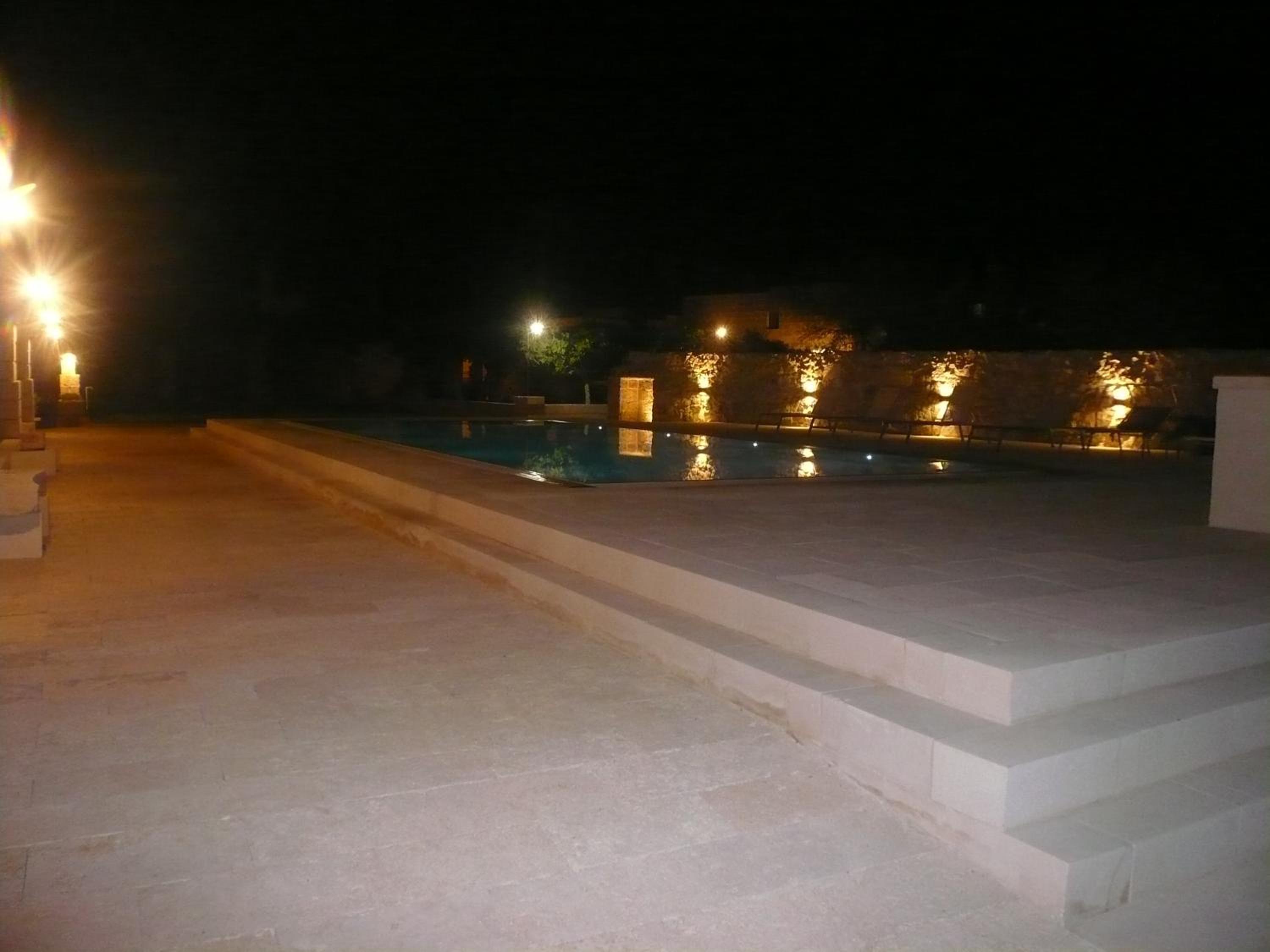 Photo 32