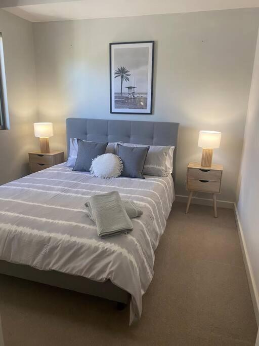Bright 1 Bedroom Joondalup Stay