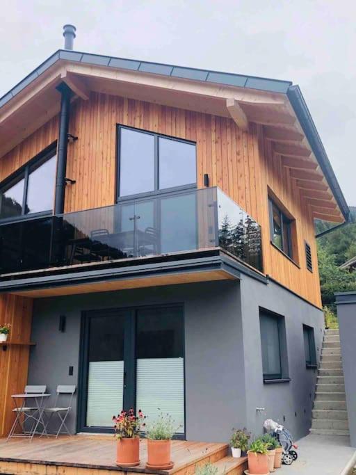 New relaxing mountain getaway.