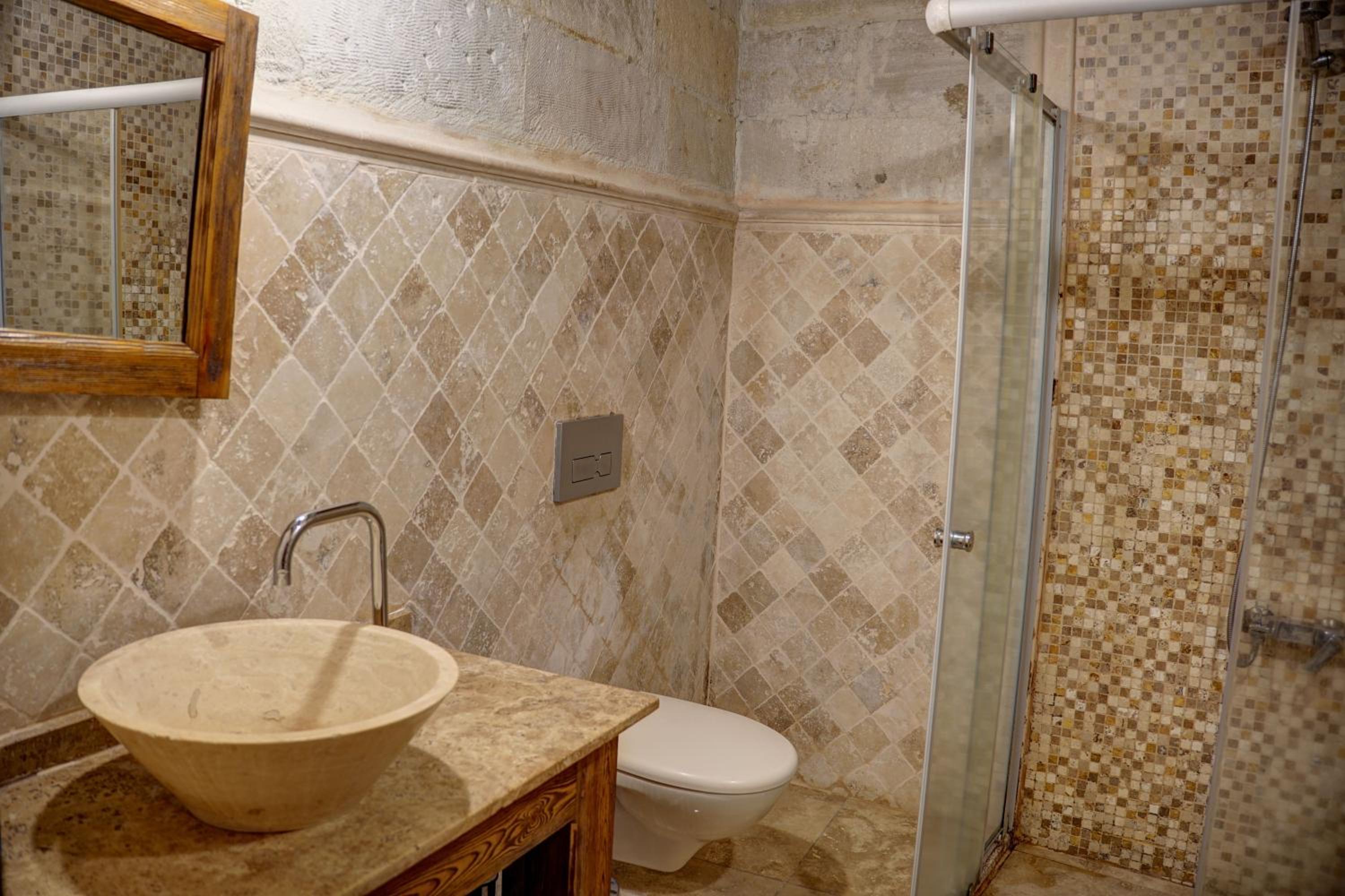 Elegance Cave Suites & Restaurant - Image 45