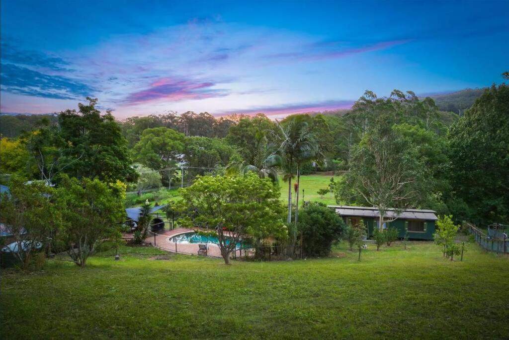 Family Acreage -Miniature Horses -Heated Pool w Slide