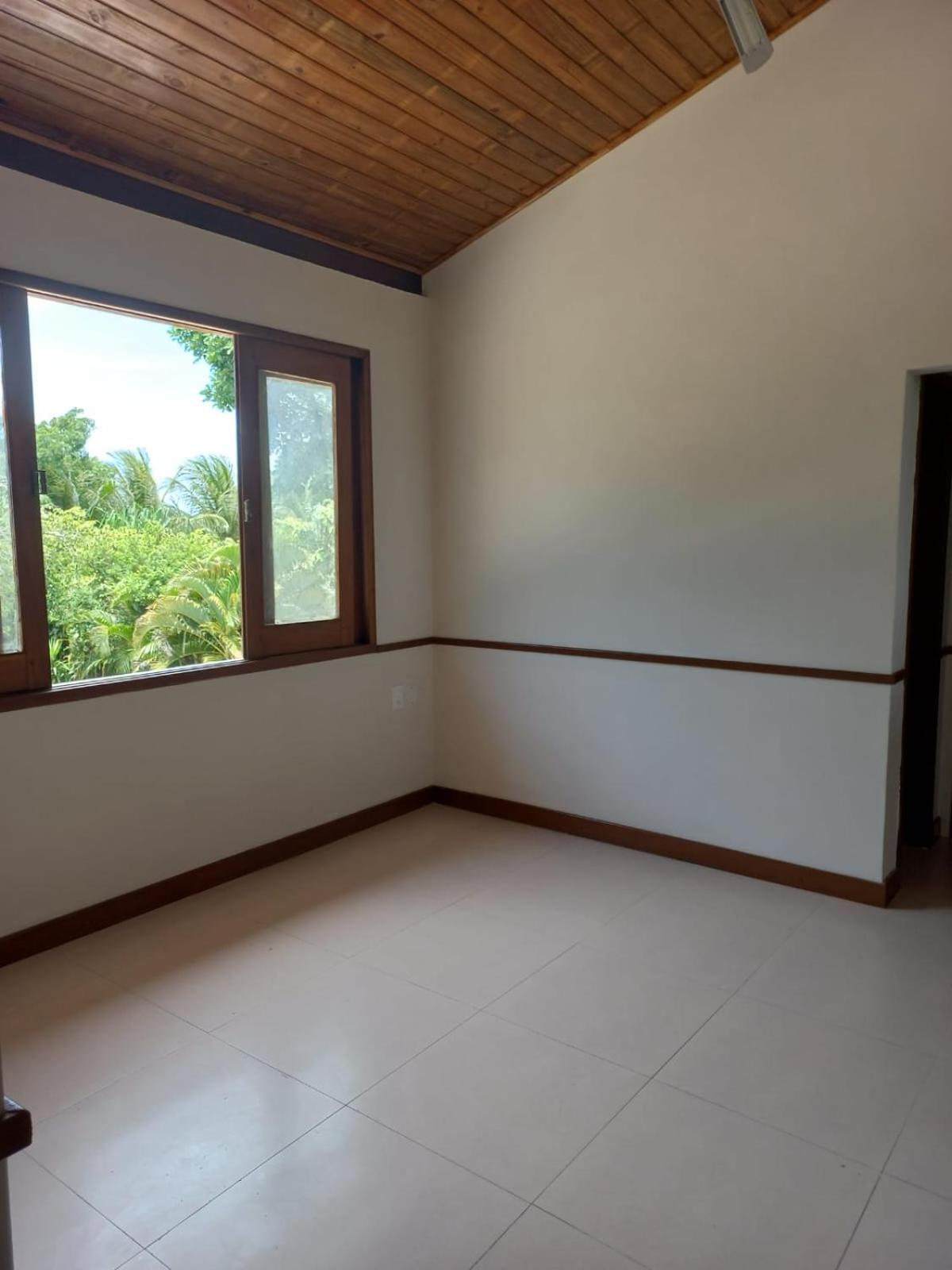CORVINA SUMMER HOUSE