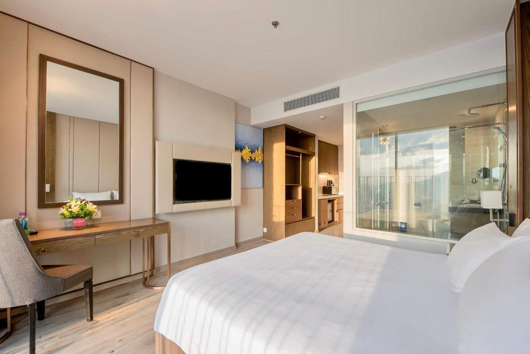 RIS Panorama Condotel
