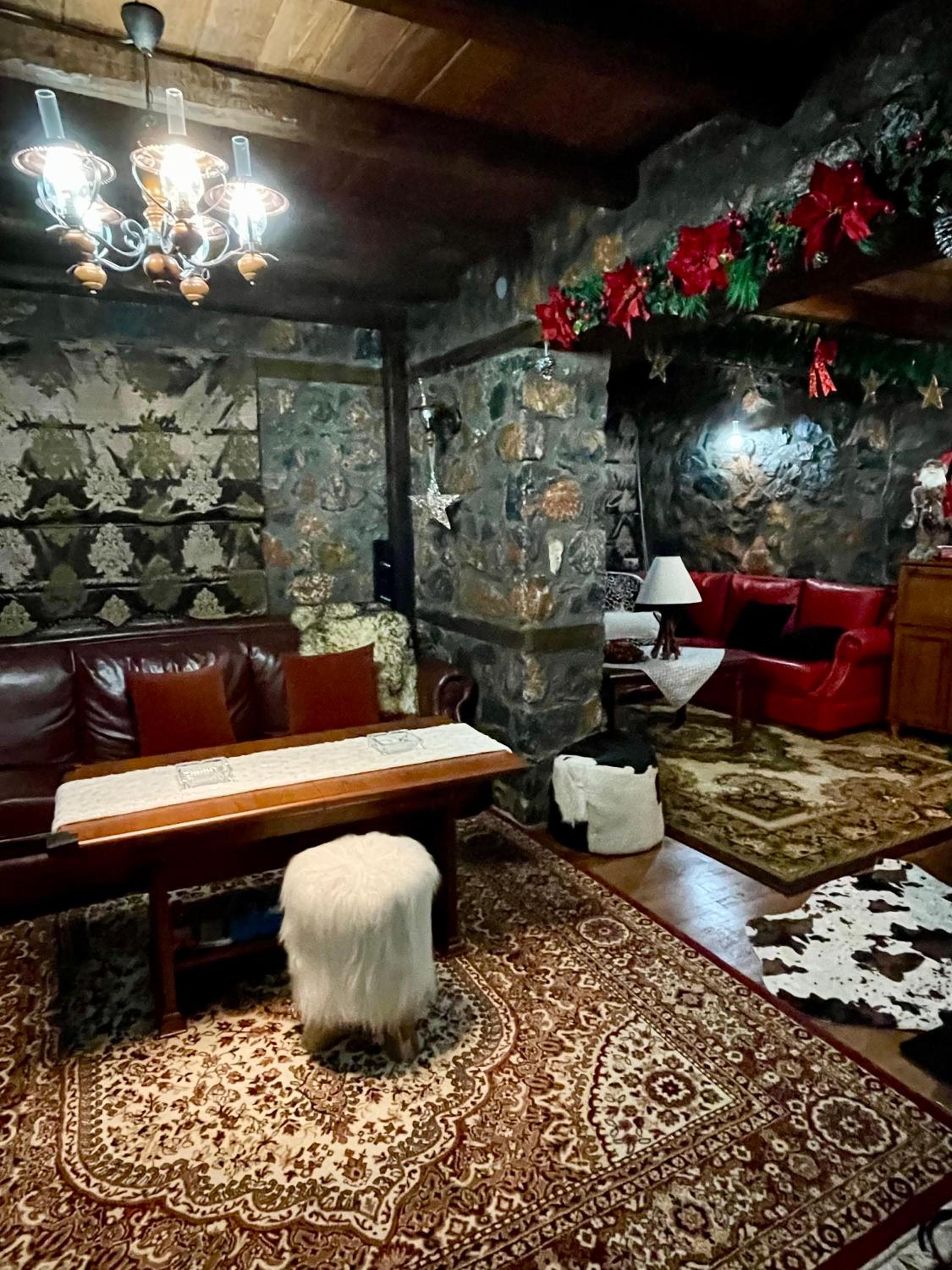 CHALET LUXURY VILLA BY MAKHOME view 4