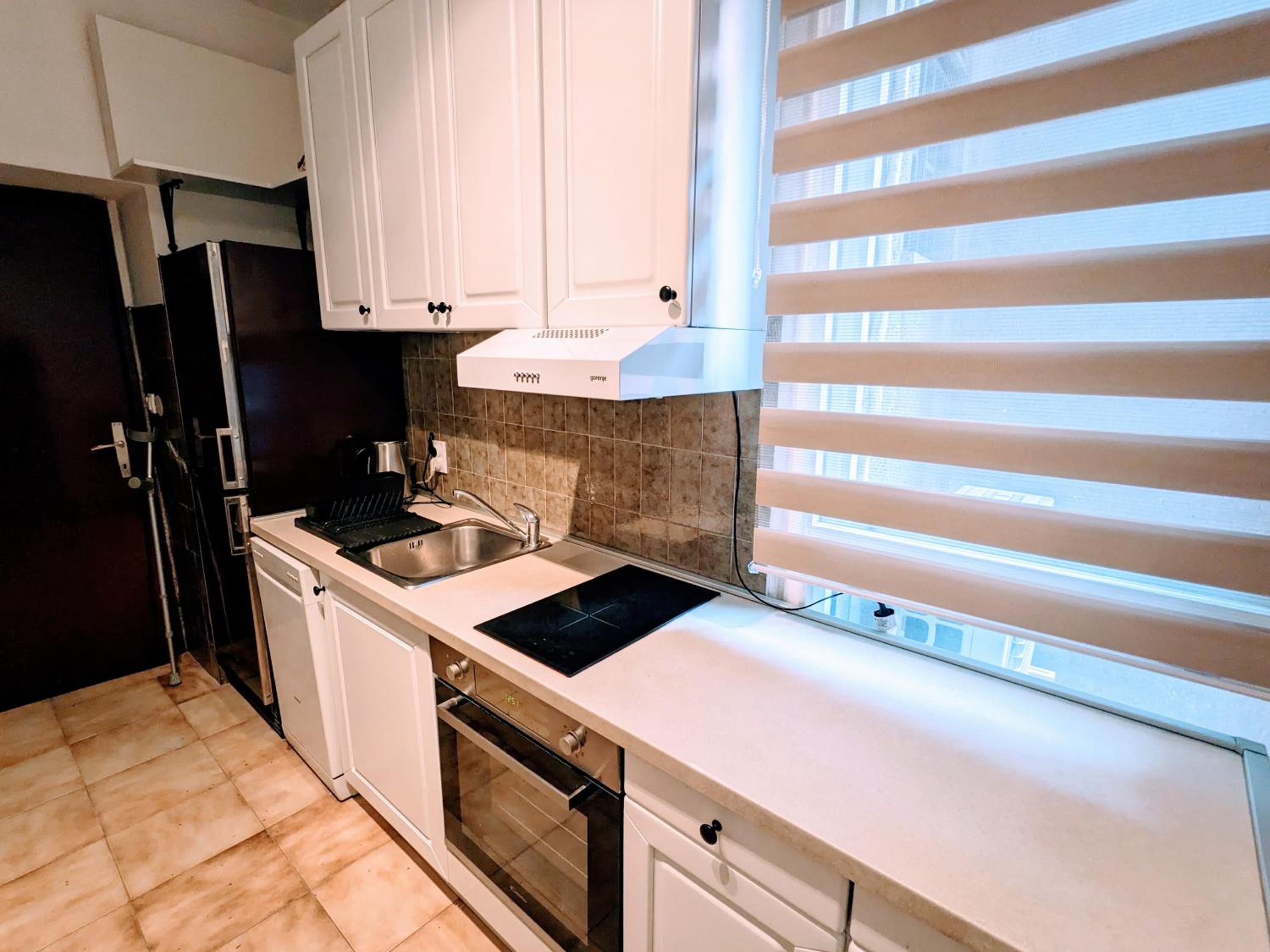 Boba FREE PARKING