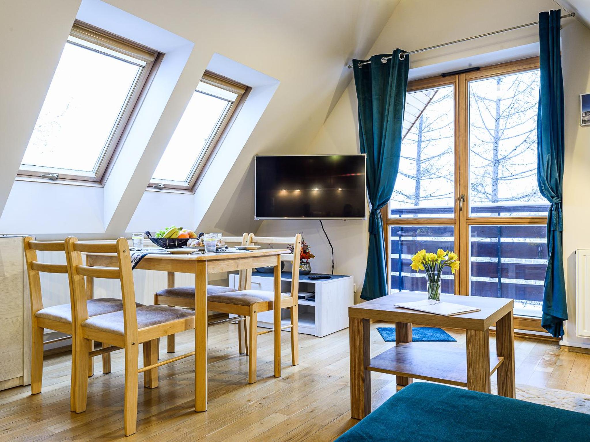 VisitZakopane - Papaya Apartment view 4