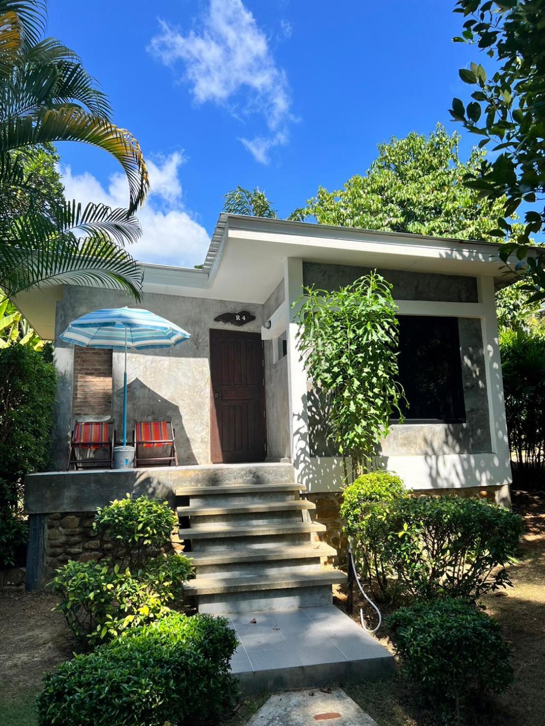 Hotel Sunshine On The Rock - Image 1