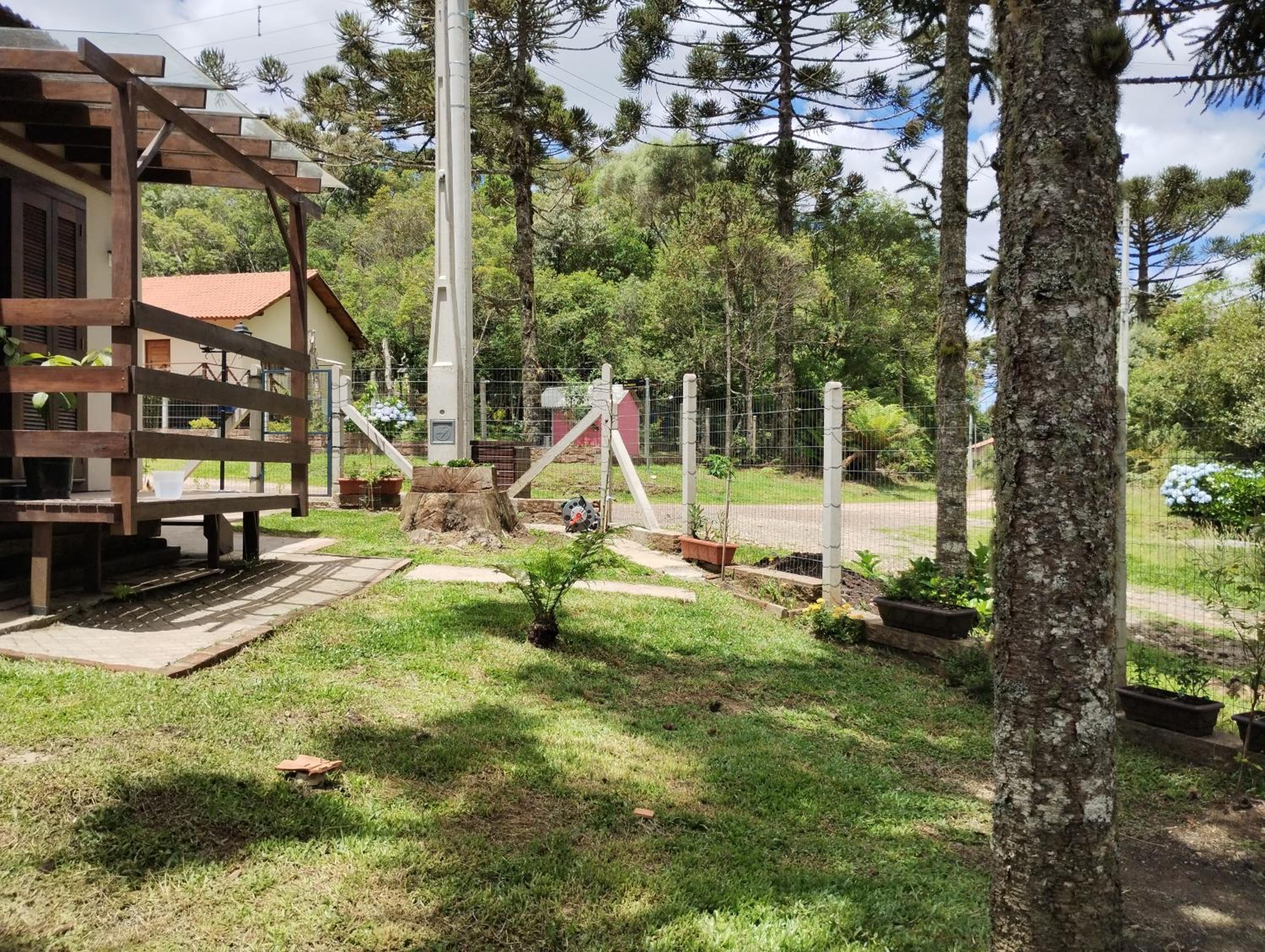 Cabana flor dos manacás