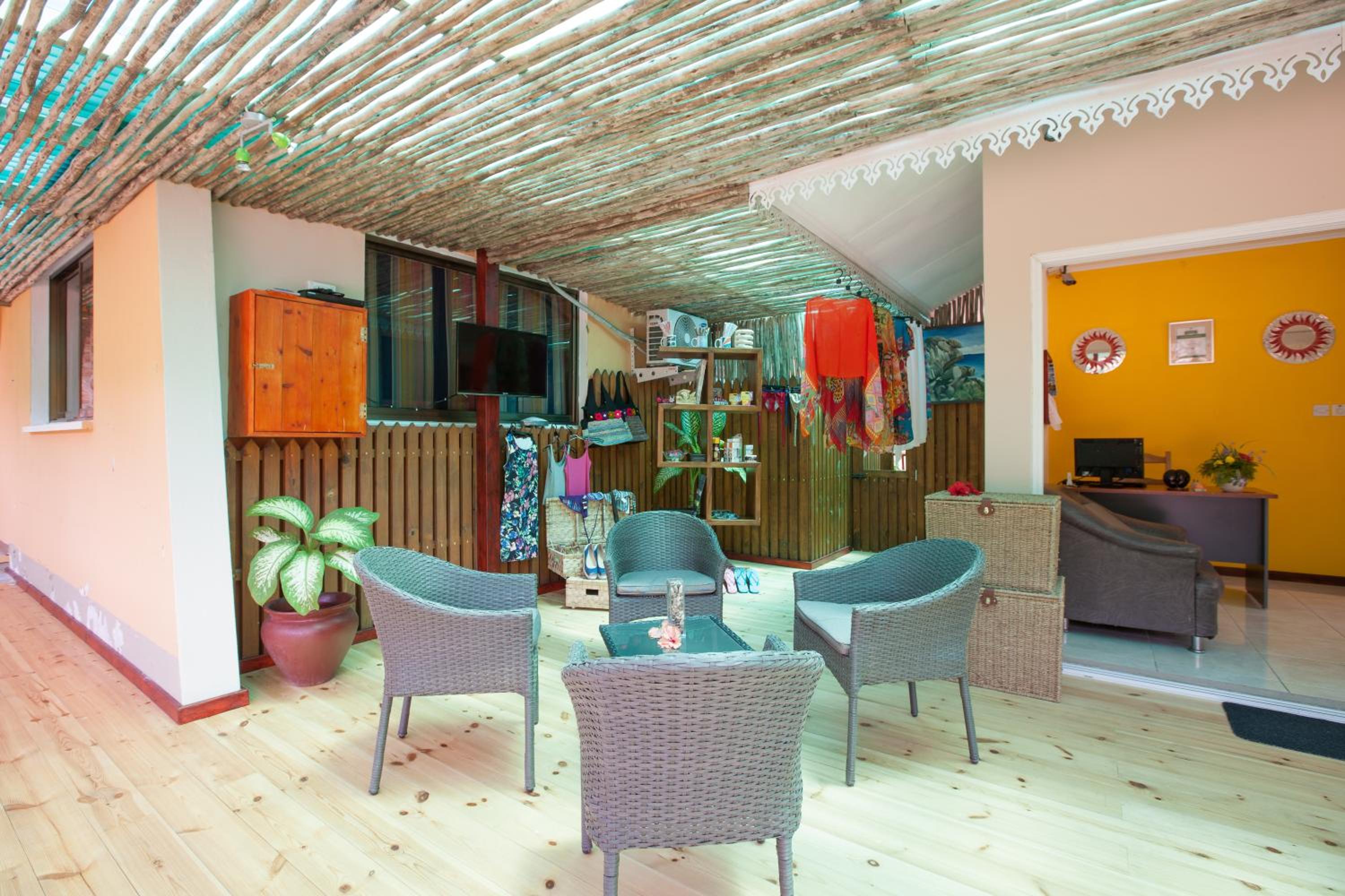 Casa De Leela Self Catering Guest House