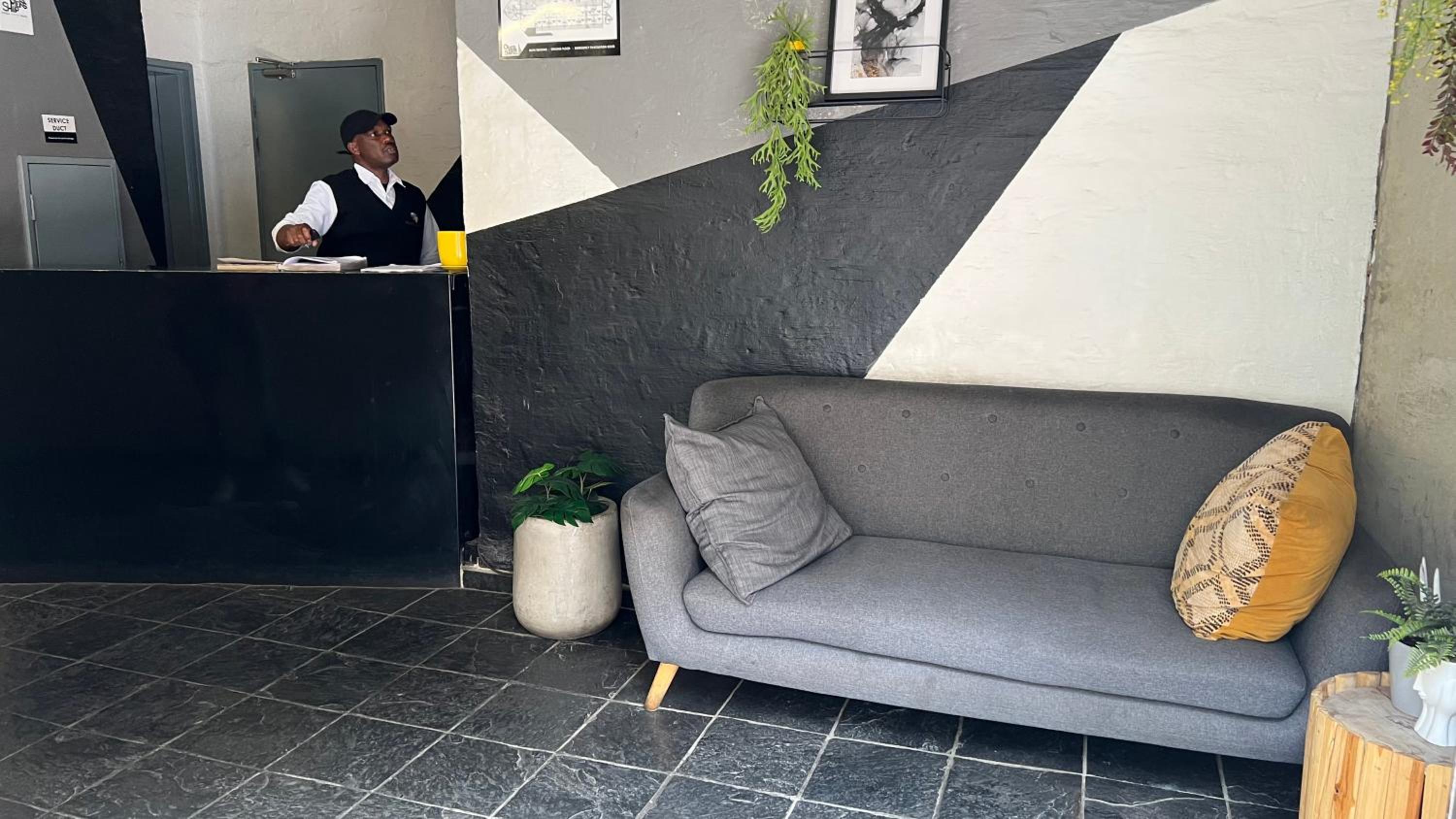 City Living Apartment 119 - Private Balcony, Washing Machine & Fast WiFi