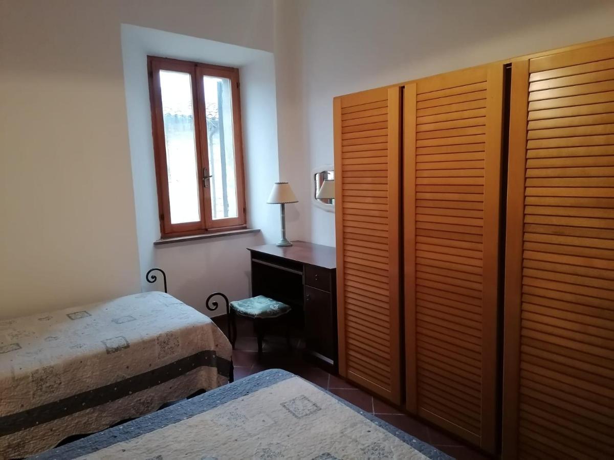 Assisi Hus stanza tripla in appartamento view 4