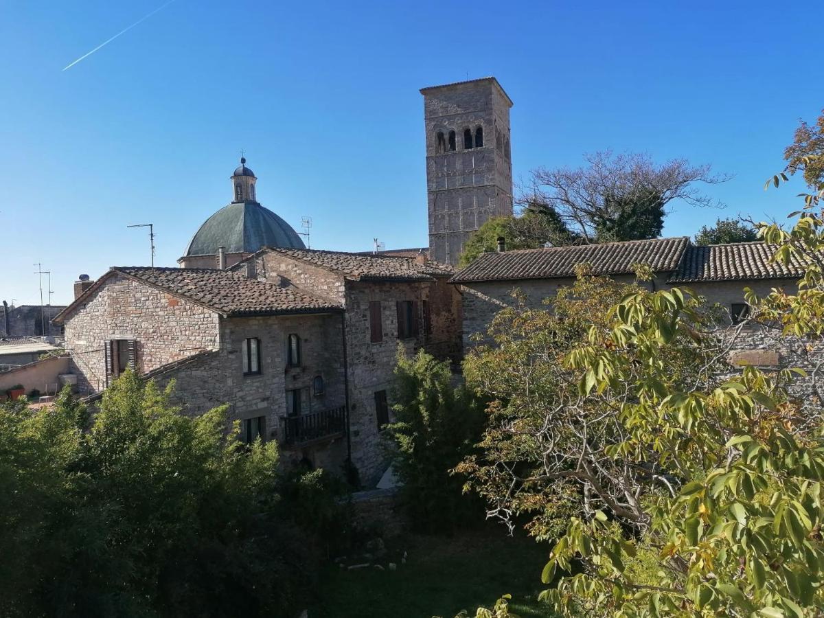 Assisi Hus stanza tripla in appartamento view 5