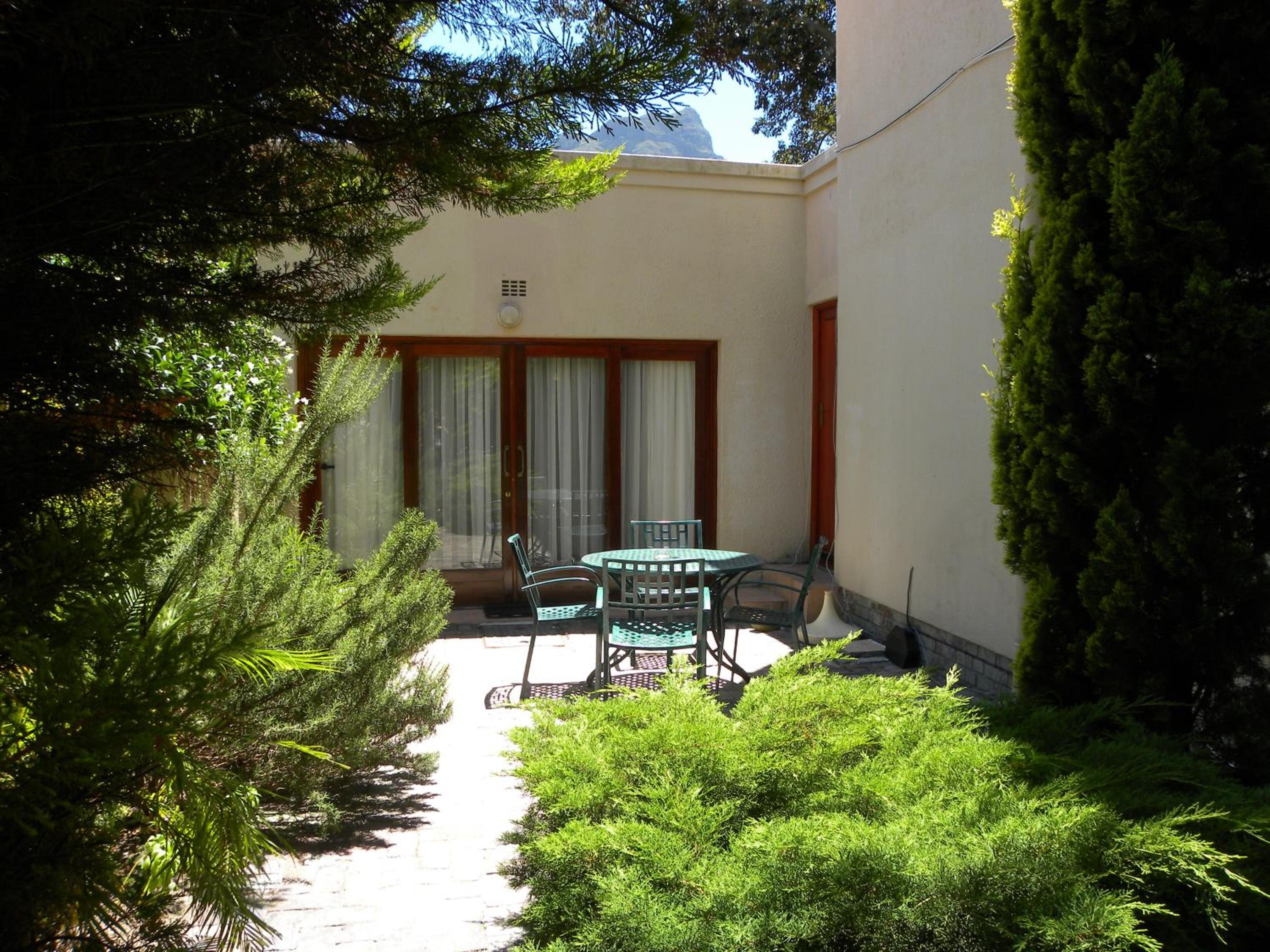 Riversong Guest House