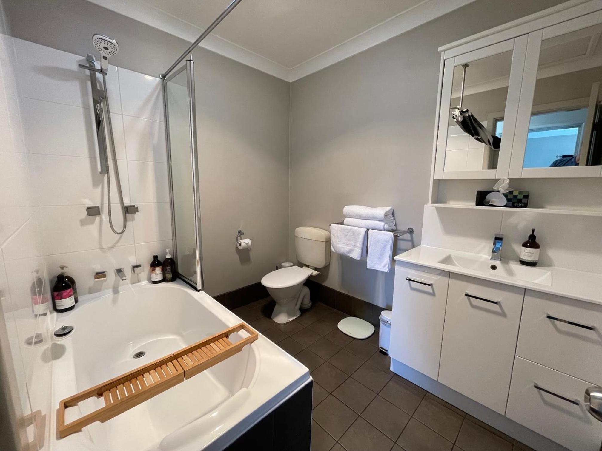 Comfortable 2-Bedroom home in Mudgee - Rest Easy Mudgee