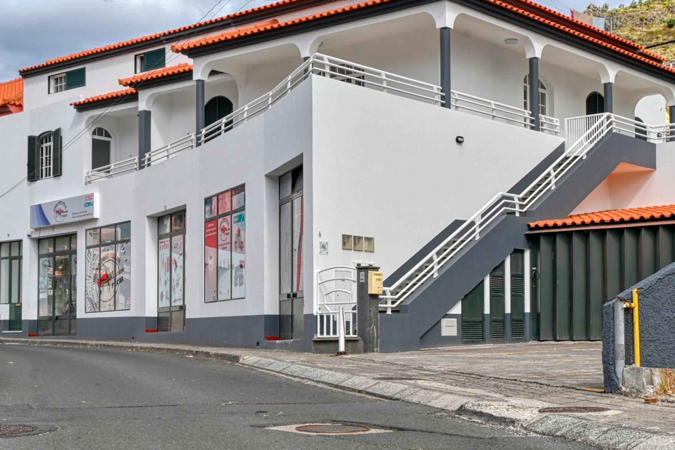 Nidia’s Place, a Home in Madeira
