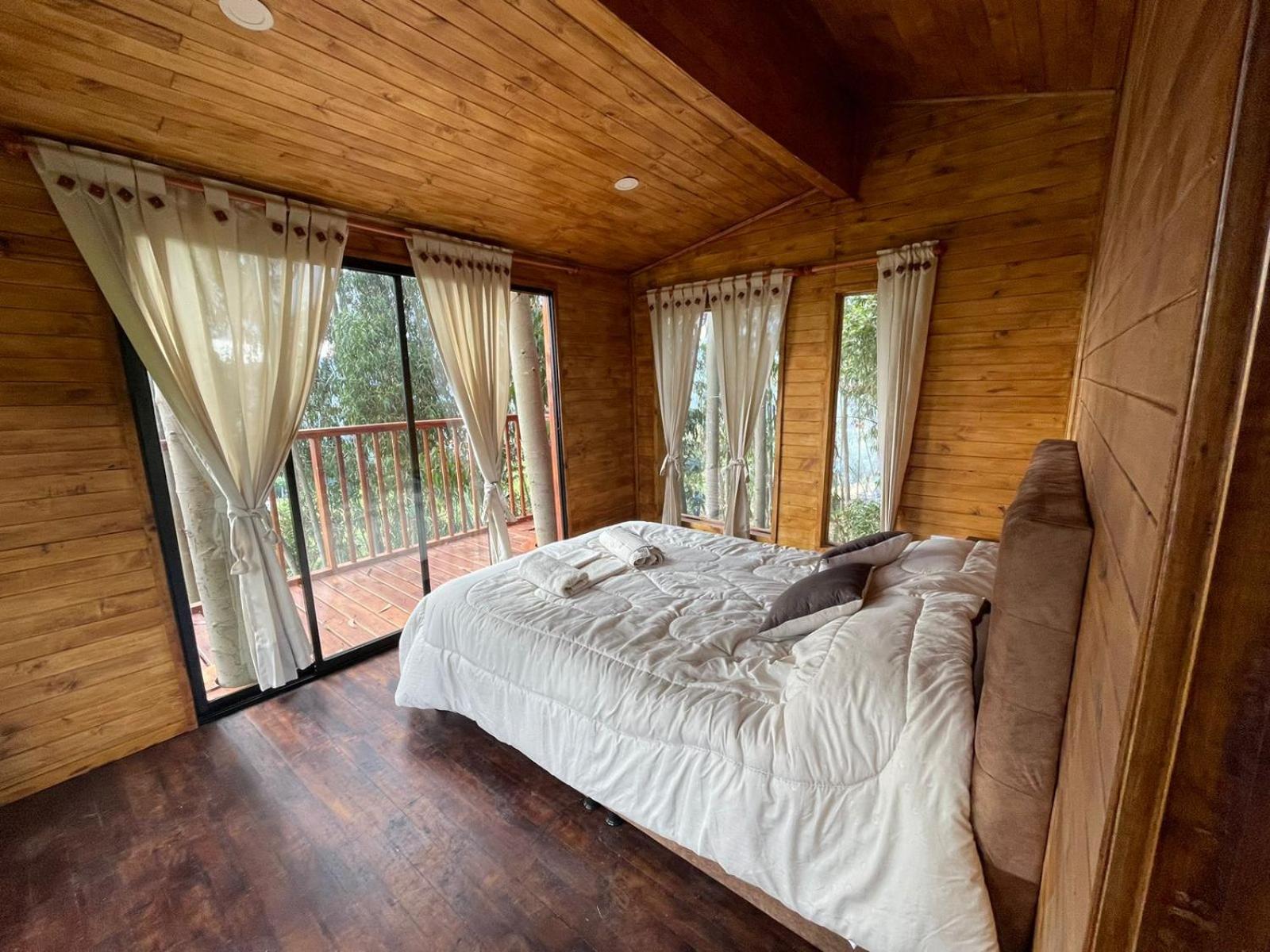 Casa en el Árbol Guatavita