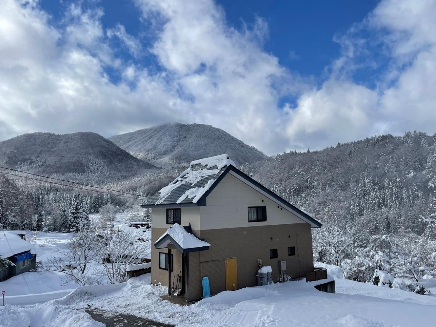 Five Peaks Ryuoo view 2