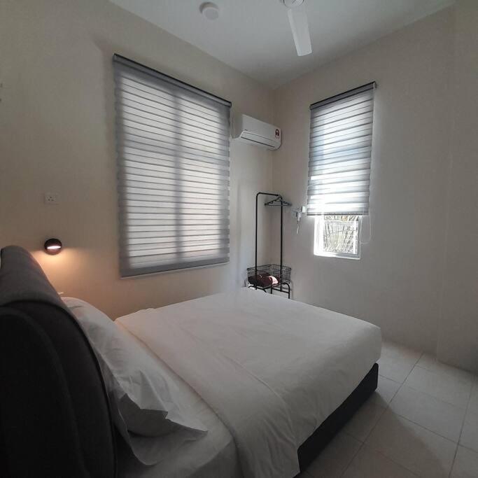 IMPIAN STAY #2 Semi Bungalow House view 5