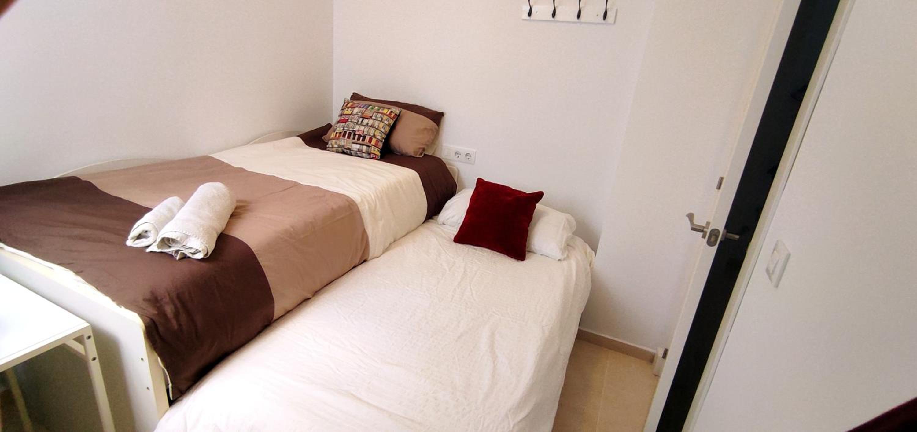 Apartamento TomCar Piscina, Pádel, wifi y zonas comunes view 2
