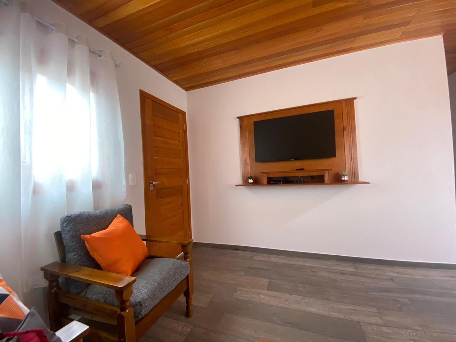 Hospedagem Casa Lorenzi 2