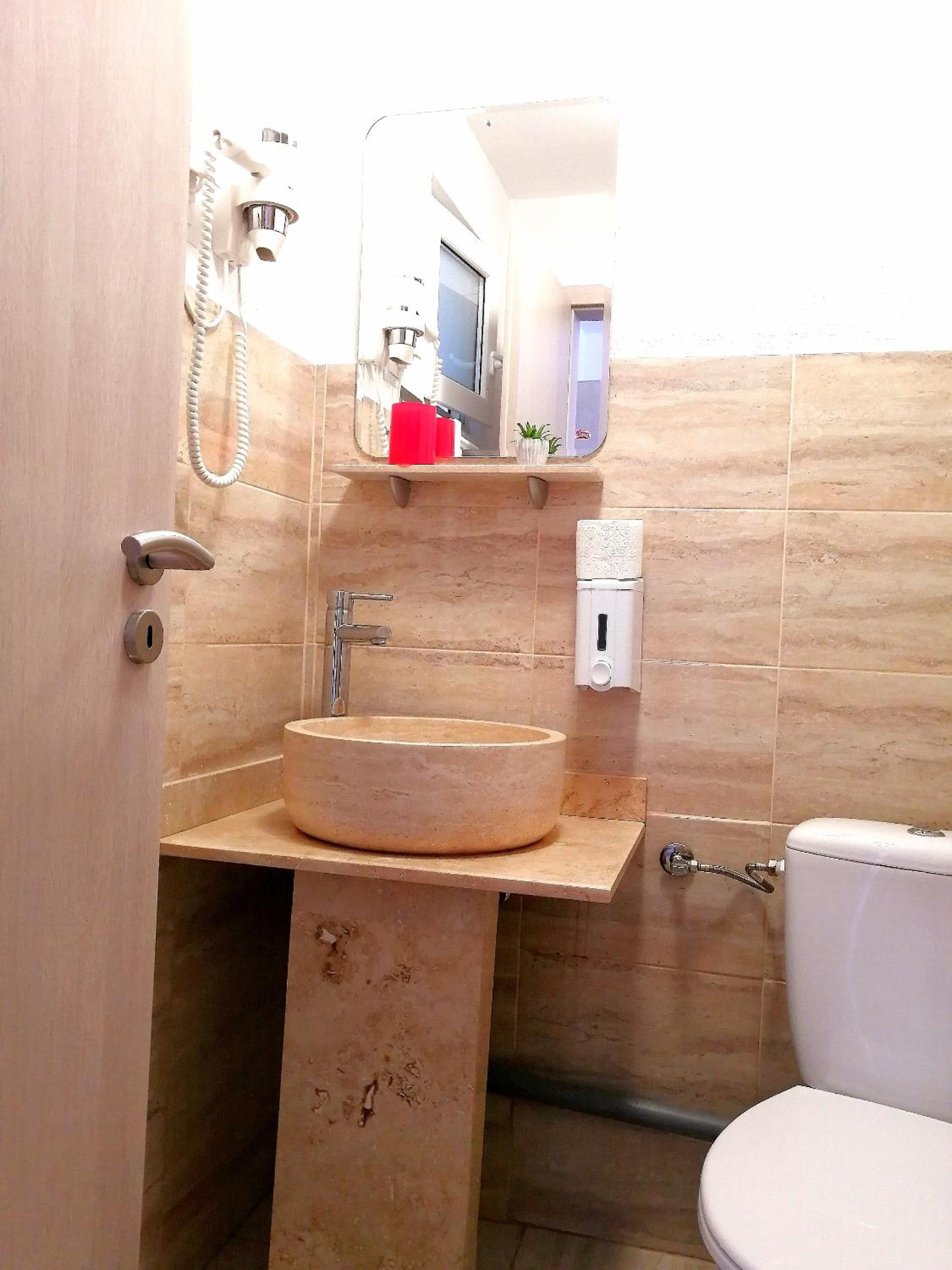Photo 36