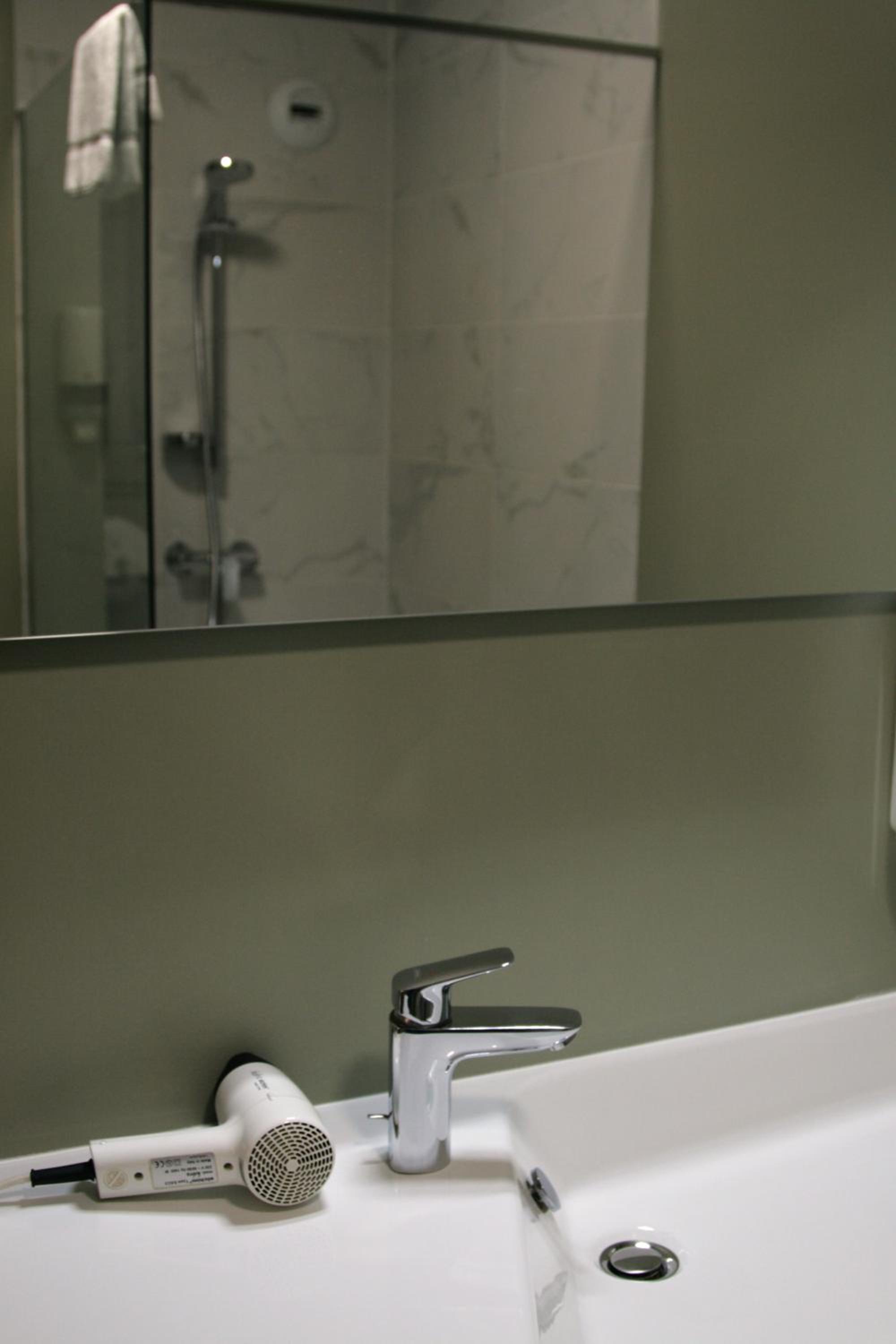 Ajaccio Vacations - Hotel Albion - Property Image 14