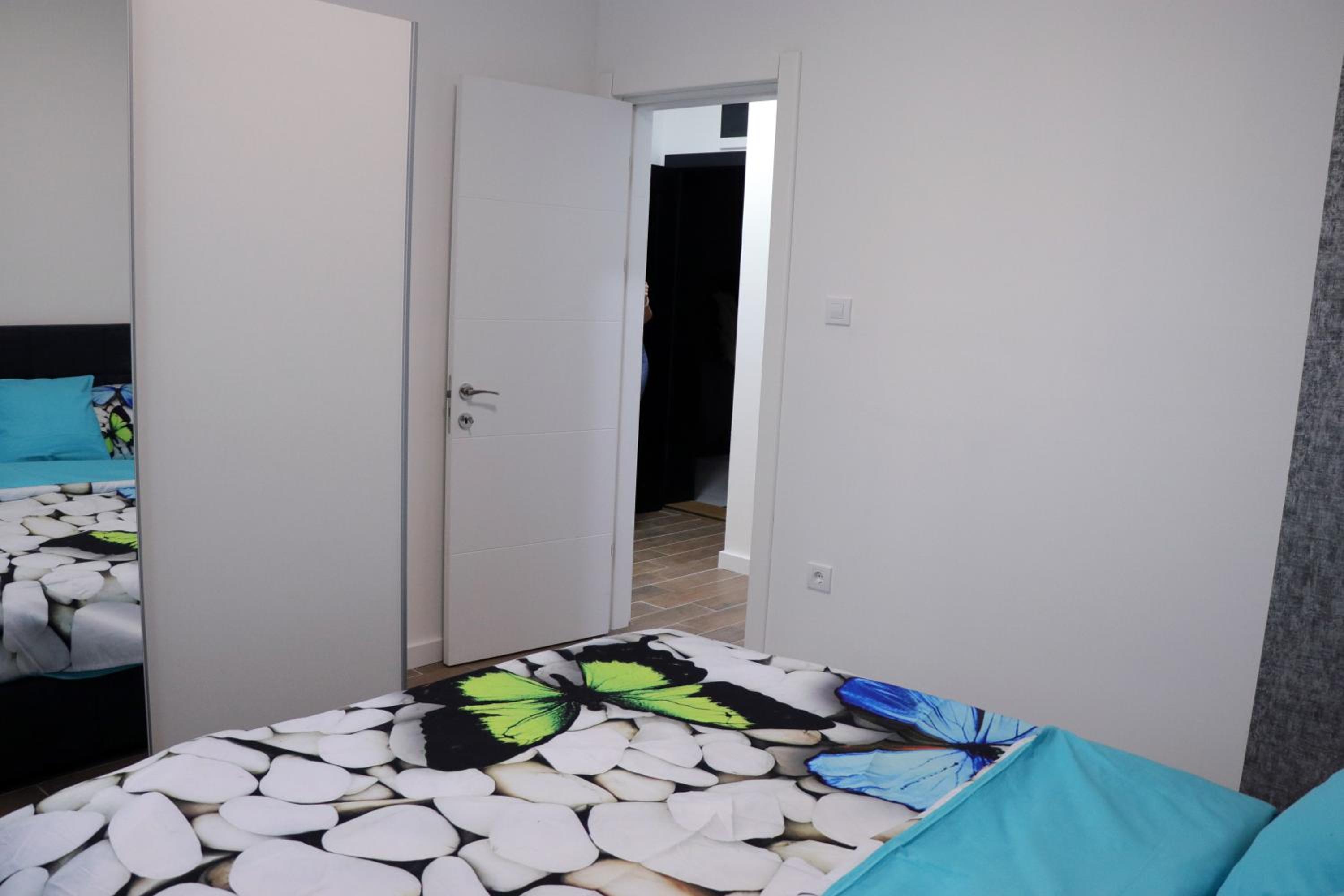Photo 43