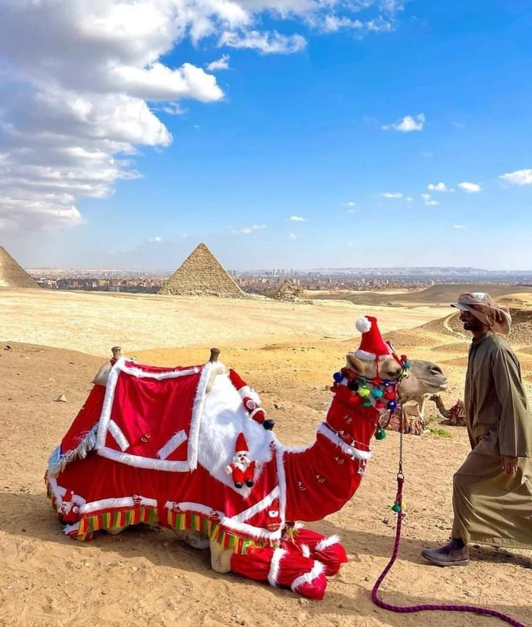 Khufu Pyramids Hotel