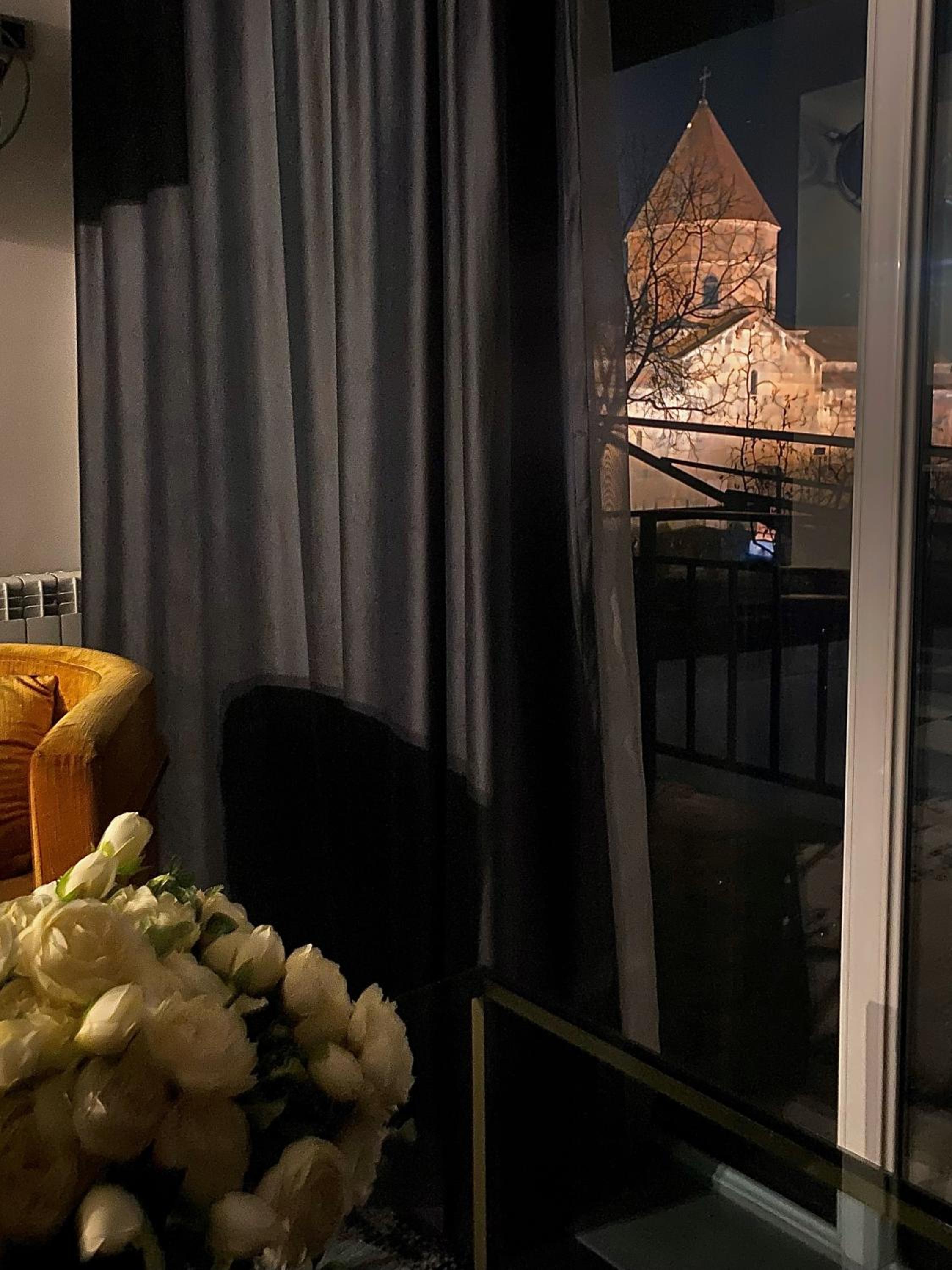 Vernatoon Guest House
