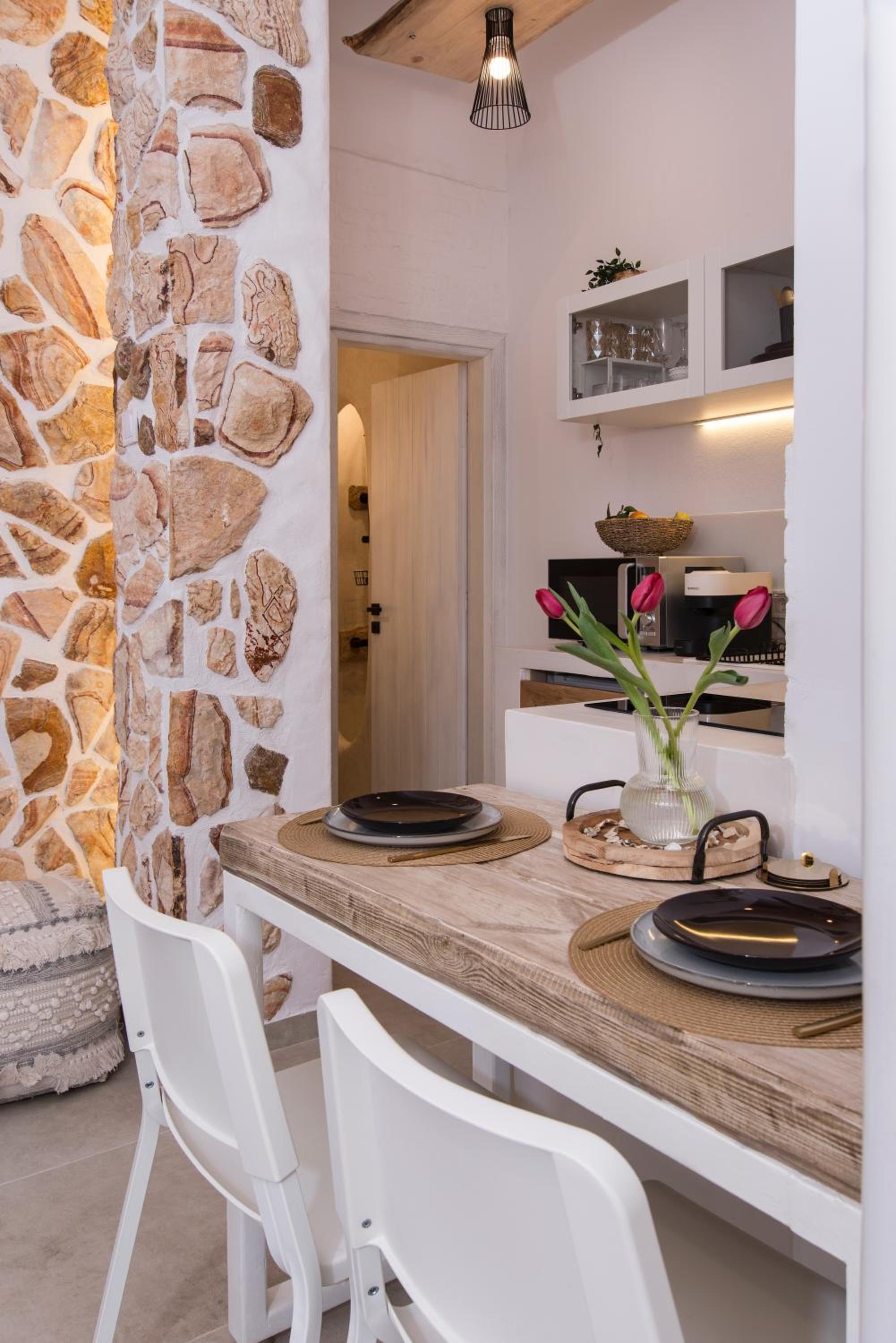 Athena Luxury Studios