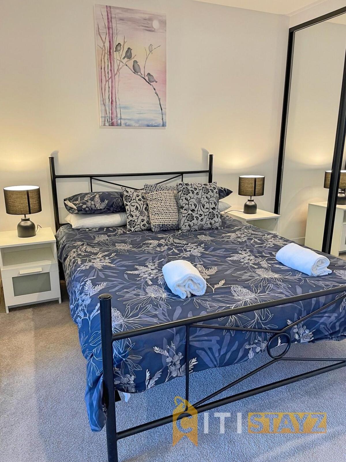 Majestic at Midnight! Luxe 1 bd 1bth 1csp Apt