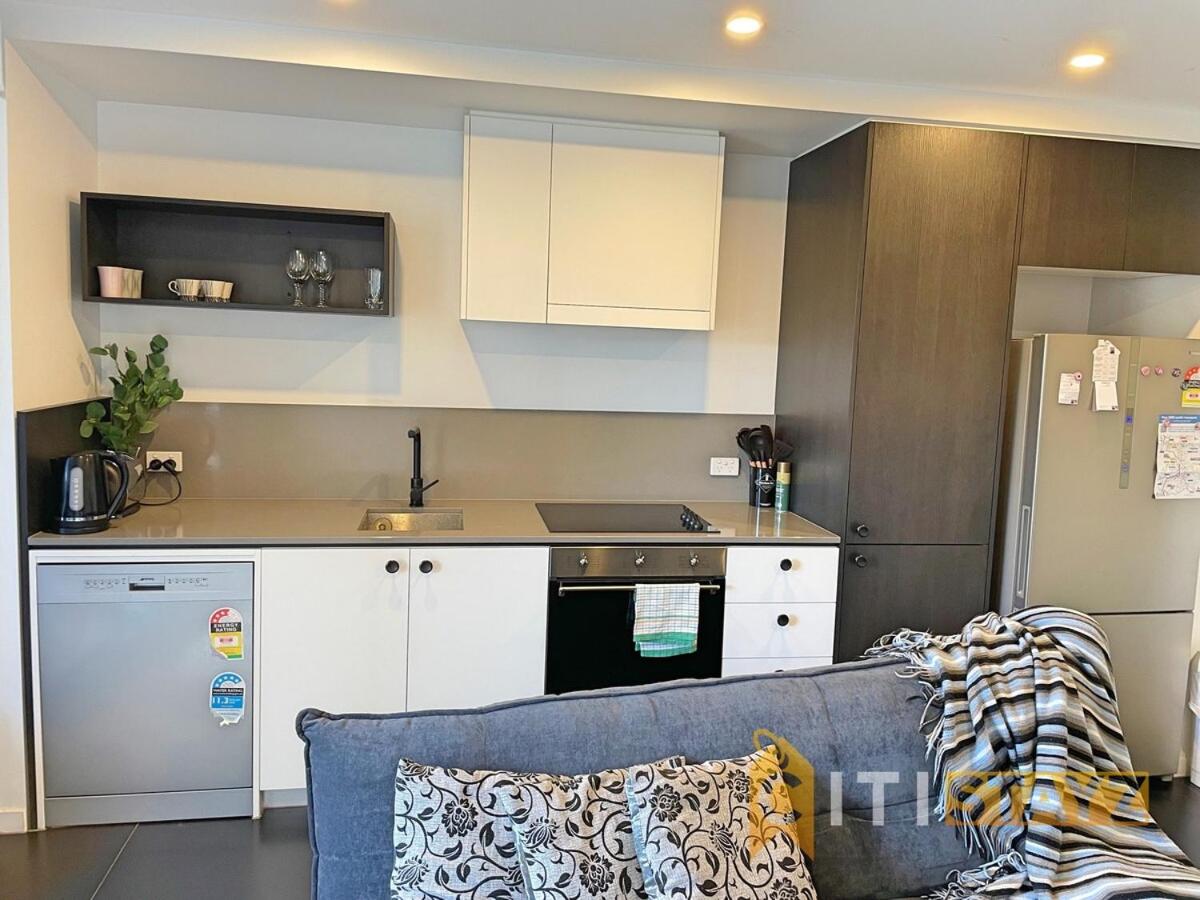 Majestic at Midnight! Luxe 1 bd 1bth 1csp Apt