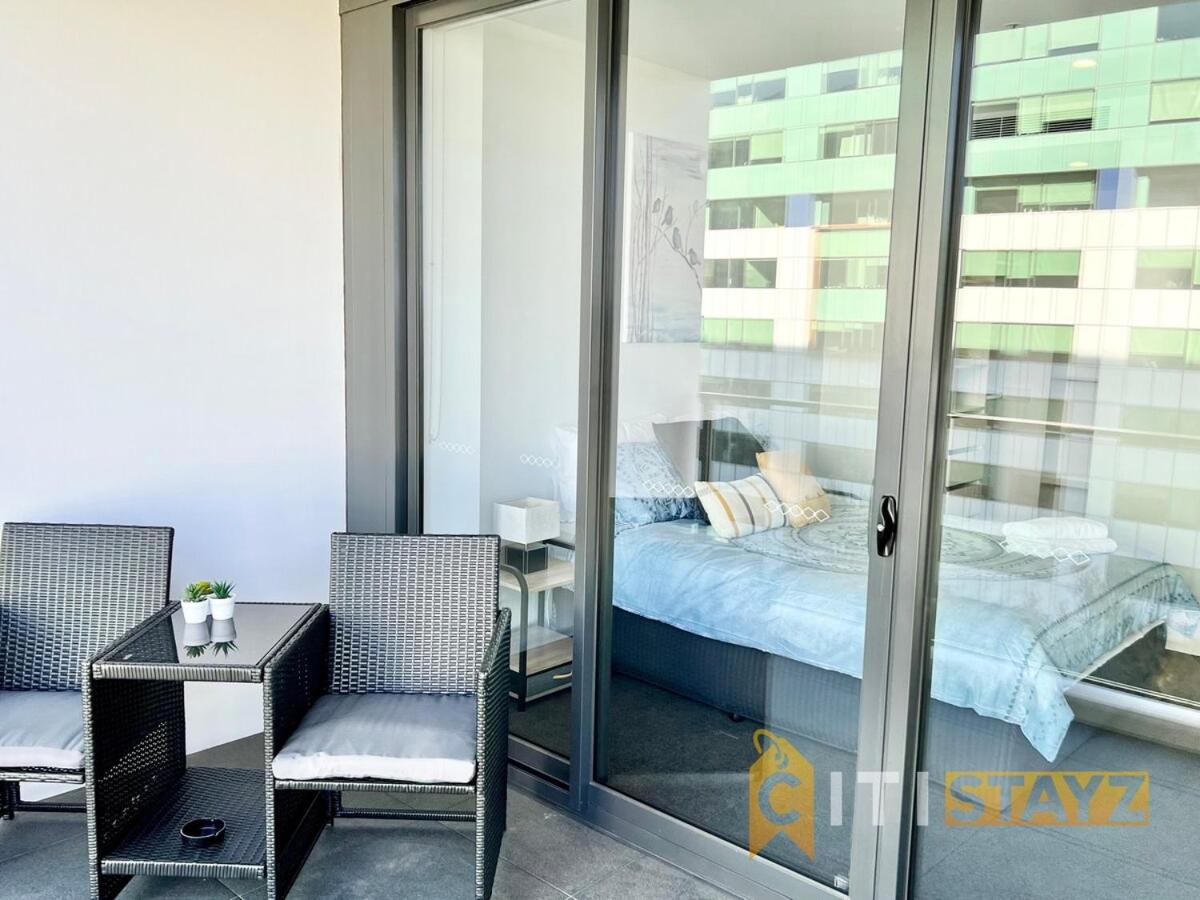 Canberra Vacations - Light  Lovely in Canberra's CBD - 1BR Apt w/Carsp - Property Image 7