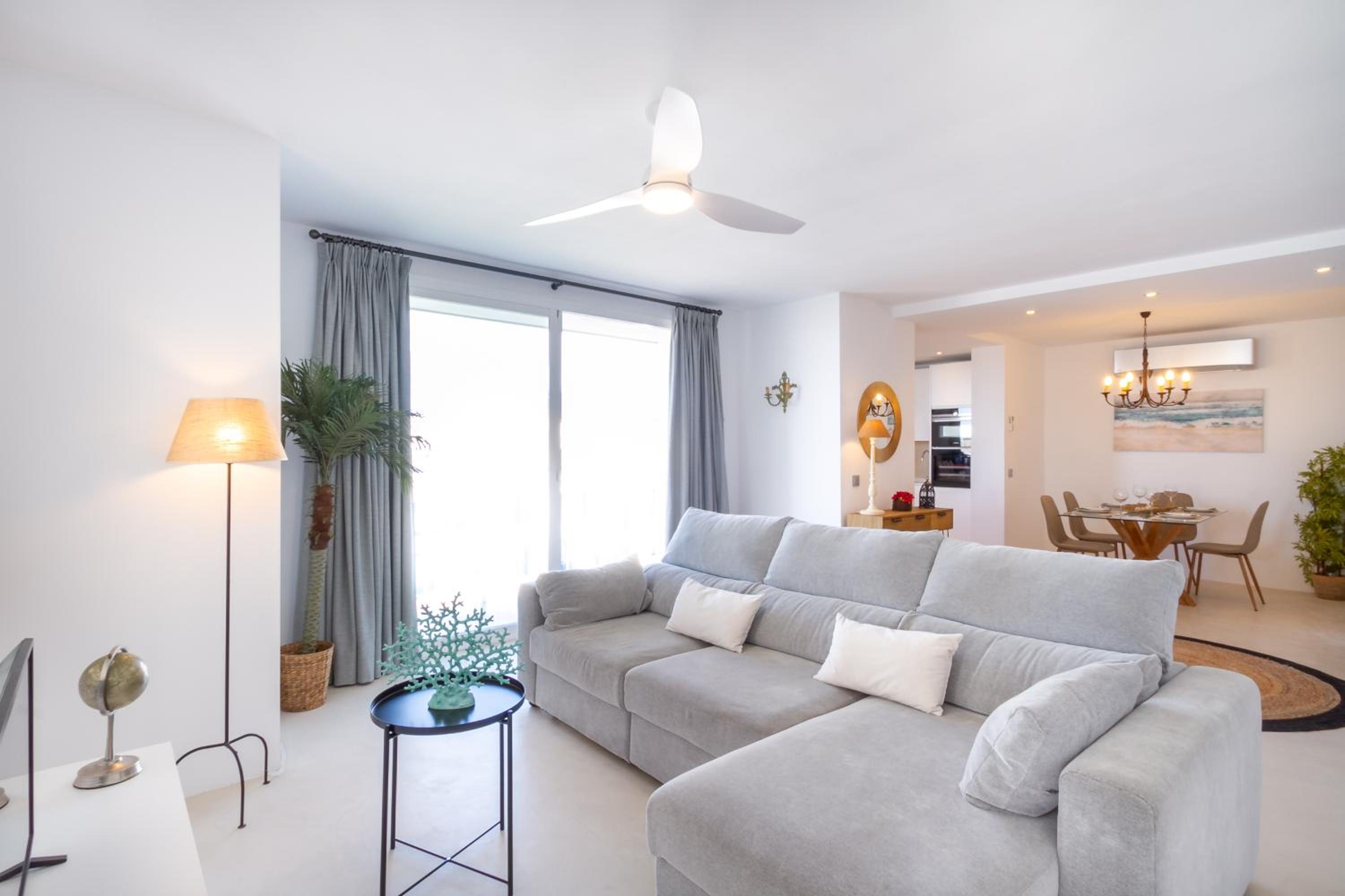 MARBELLA BANUS SUITES - Marbella Centre Sea Views Suite Apartment